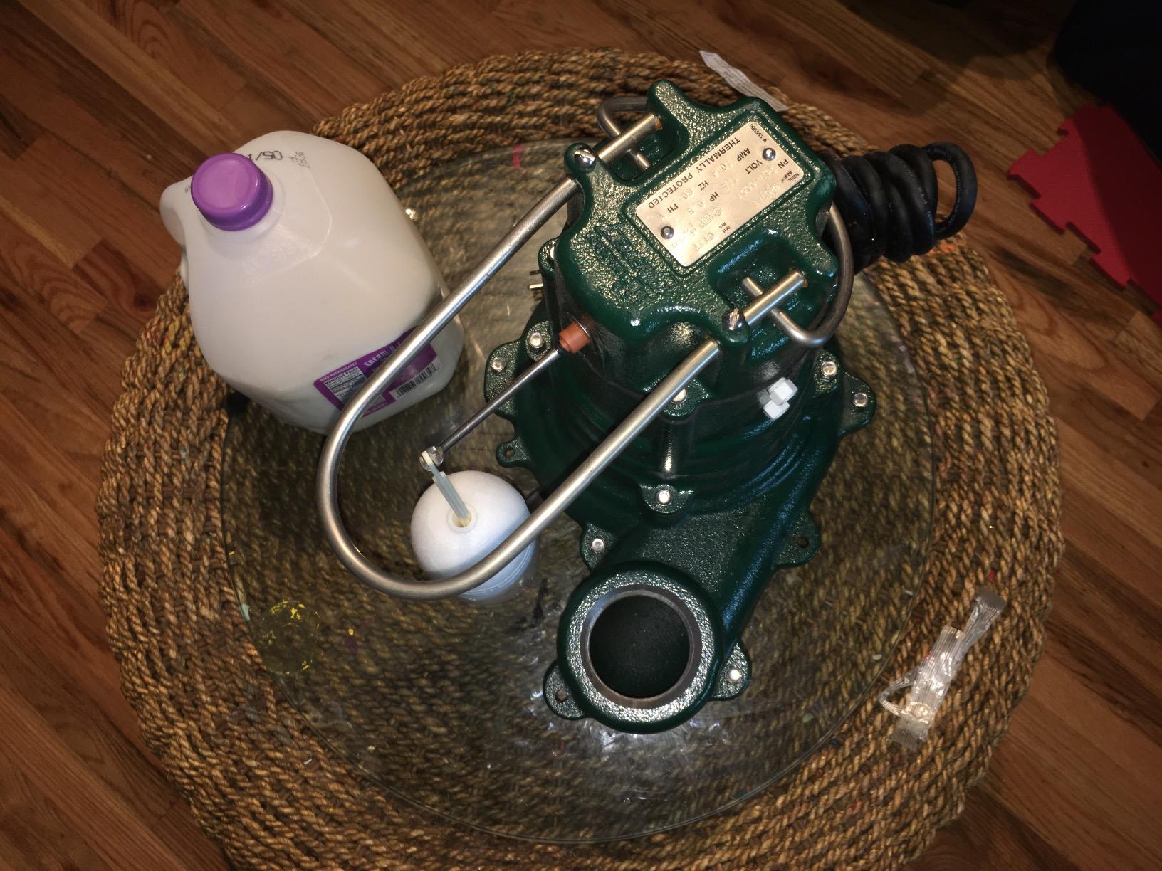 Zoeller Waste-Mate 267-0001 Sewage Pump, 1/2 HP Automatic - Heavy-Duty Submersible Sewage, Effluent or Dewatering Pump customer photo 2