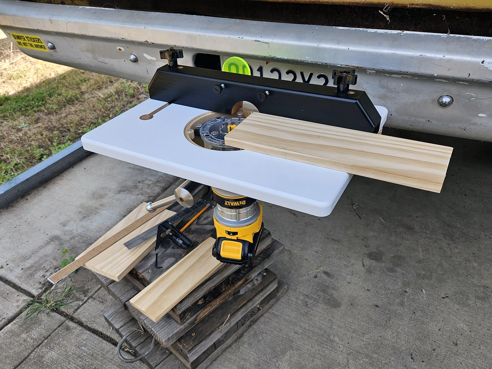 Rockler Trim Router Table - Adjustable Table Router w/Pre-Drilled Holes on Back customer photo 2
