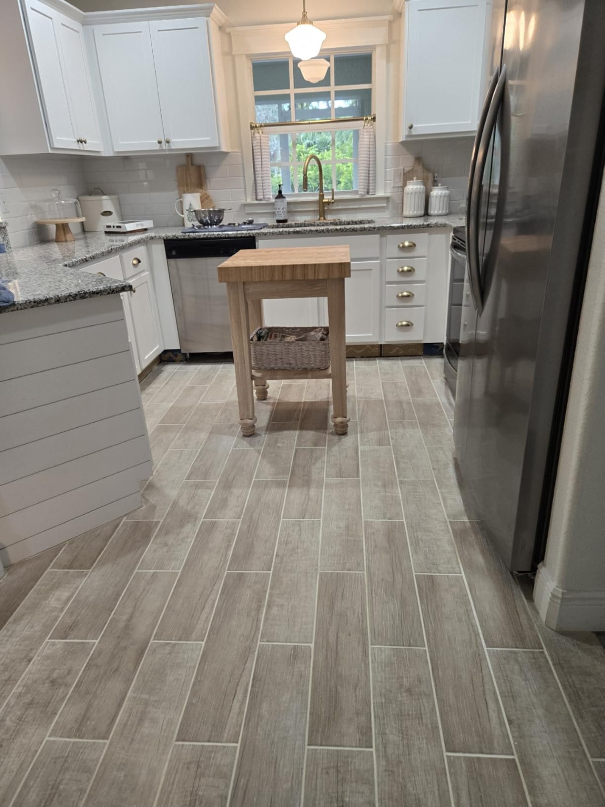 IC International Concepts Solid Wood Island Cart, Butcher Block, Unfinished customer photo 1