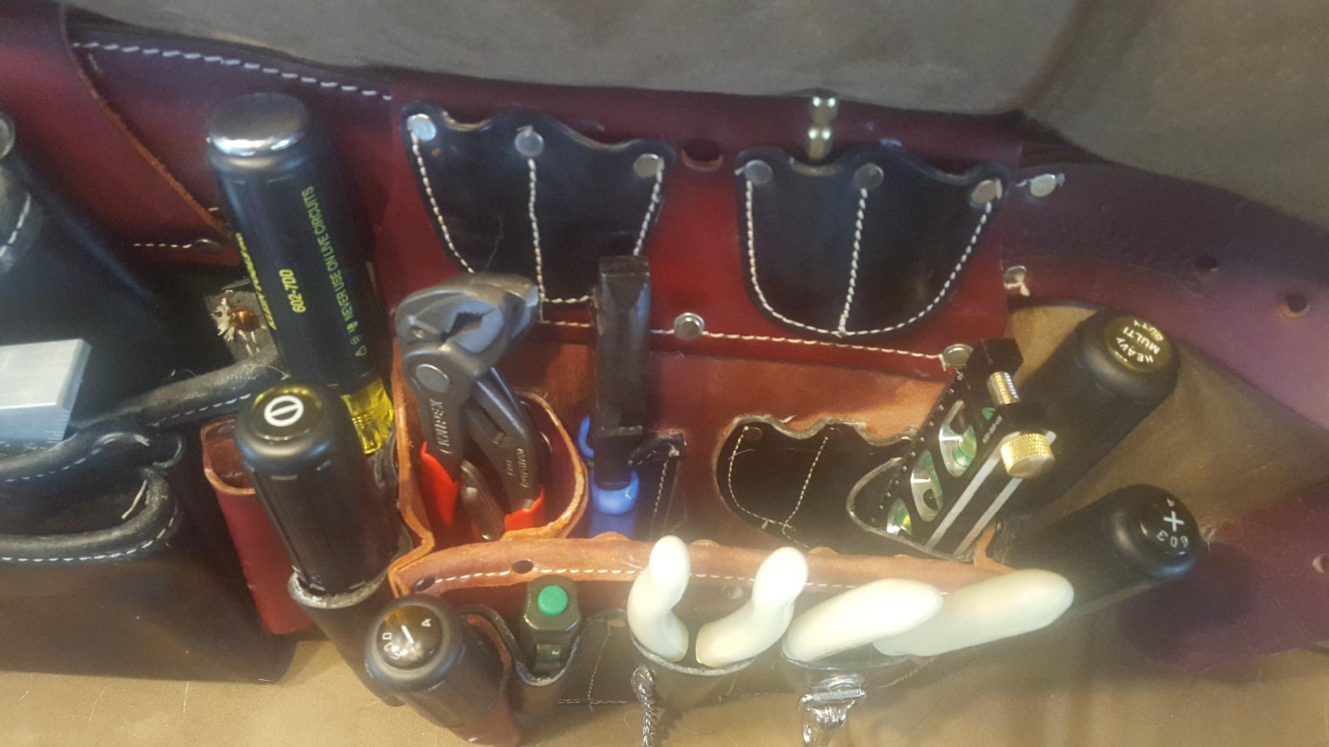 Occidental Leather Commercial Electrician's Tool Bag Set - Medium - 37 Pockets & Tool Holders - Made in USA customer photo 1