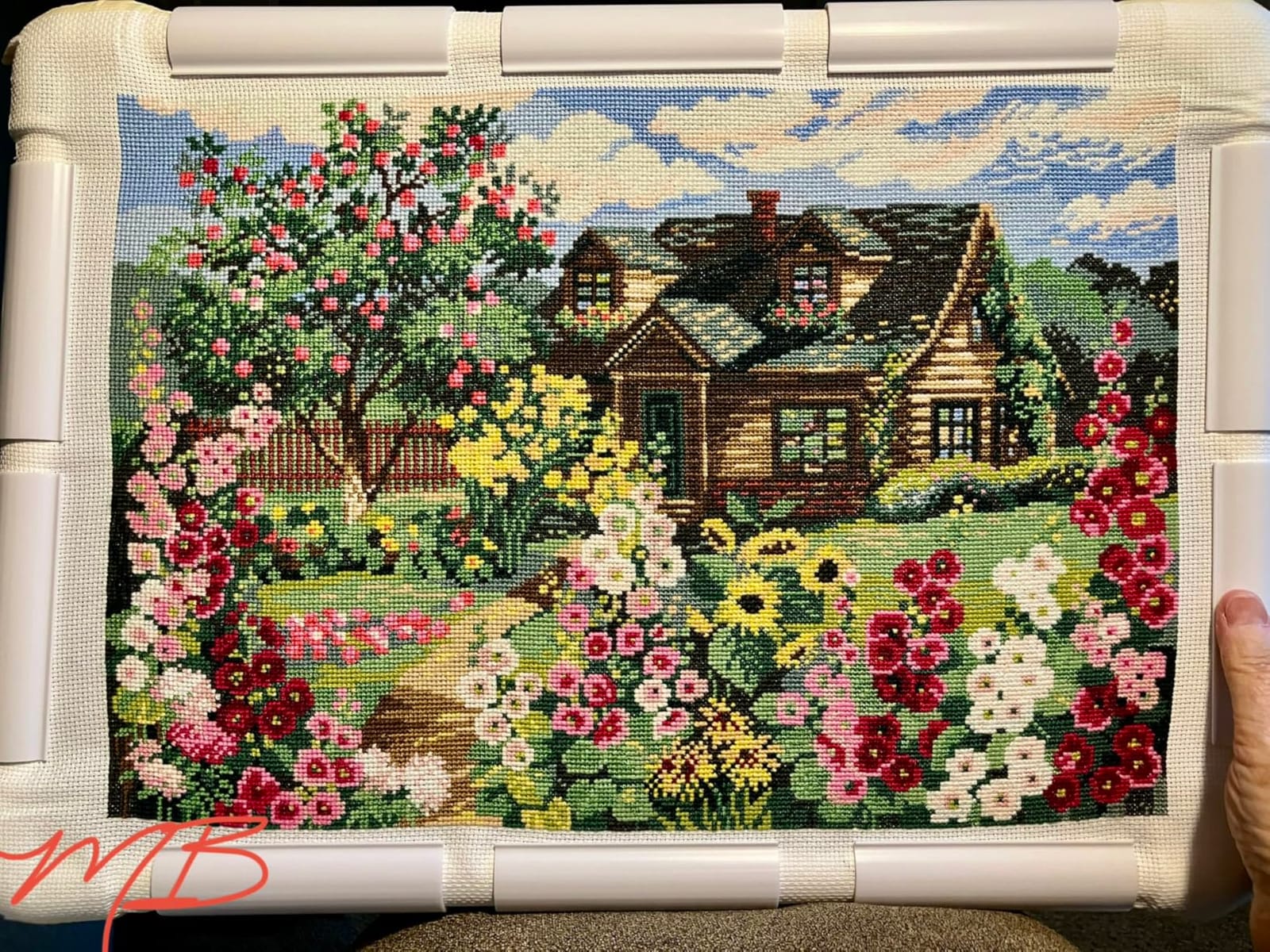 RIOLIS 978 Flowering Garden Counted Cross Stitch Kit 14.96 x 10.24 in | 15 ct white Zweigart Aida, 24 wool/acrylic colors, intermediate level, chart & needle included, embroidery gift kit customer photo 1