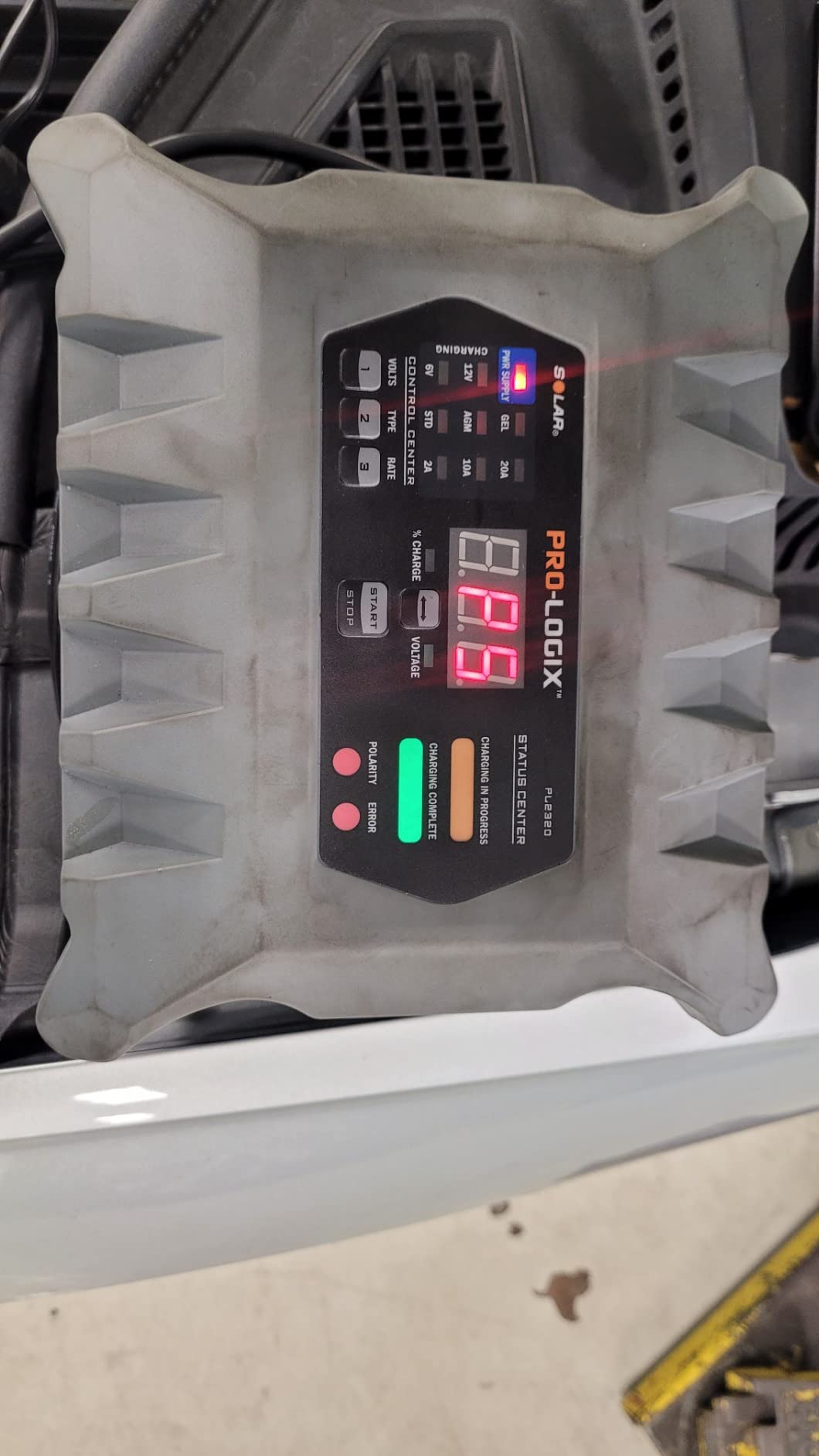 Clore Automotive PL2320 20-Amp Fully-Automatic Smart Charger, 6V and 12V Battery Charger, Battery Maintainer, and Stable Power Supply with Temperature Compensation customer photo 1