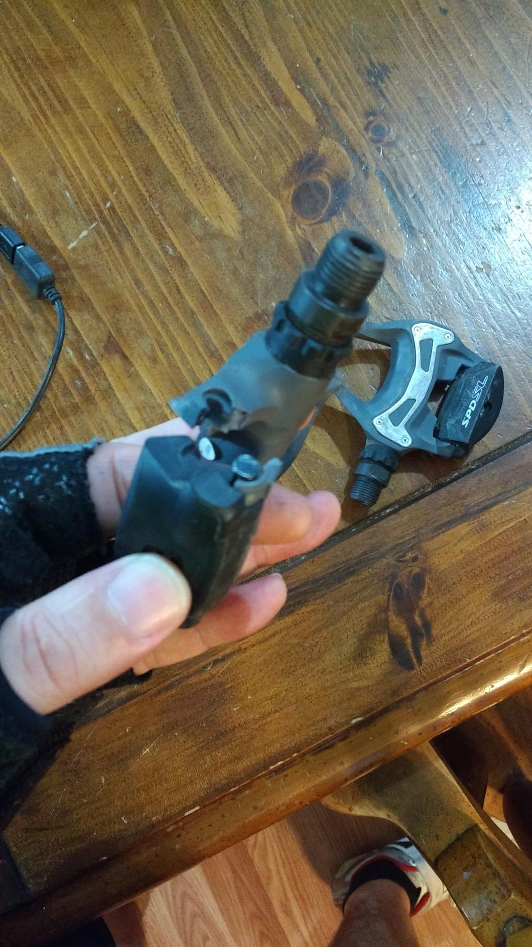 SHIMANO PD-R550 All-Level Road Cycling Pedal customer photo 2