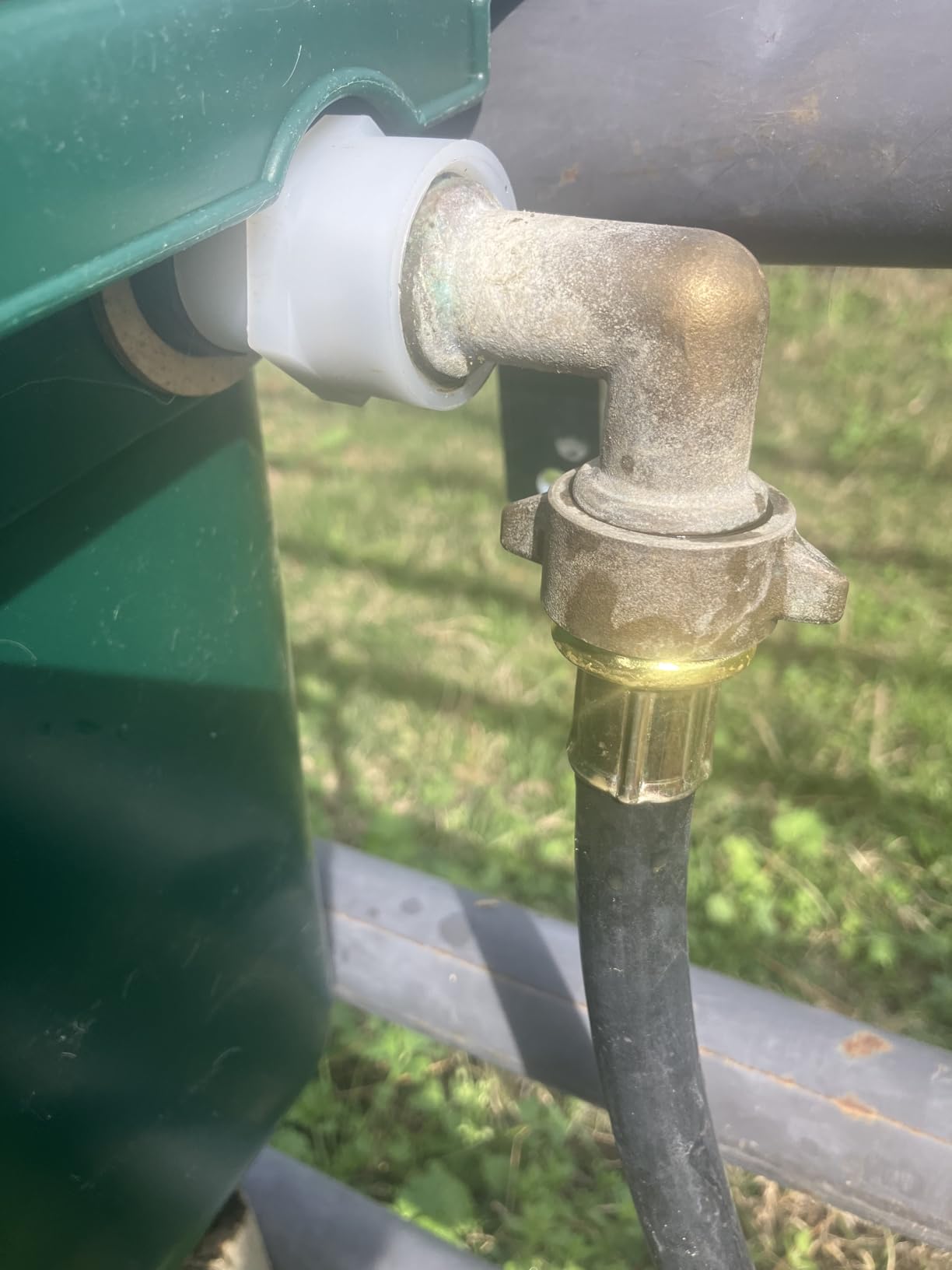Little Giant Automatic Animal Waterer | DuraMate Float Controlled Automatic Waterer for Livestock | Heavy Duty and Durable | Made in USA | 4 Gallon customer photo 2