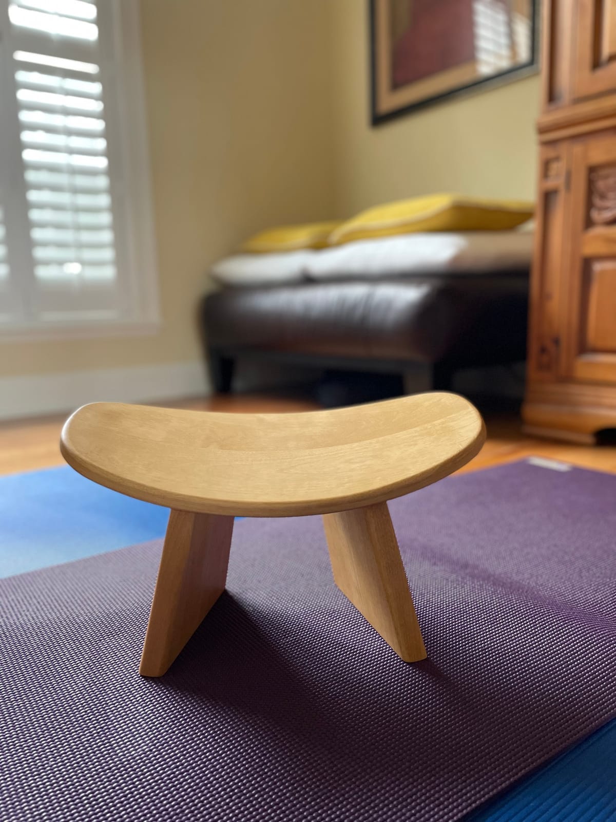 Meditation Bench IKUKO, Travel Yoga Stool, Walnut, Standard customer photo 1
