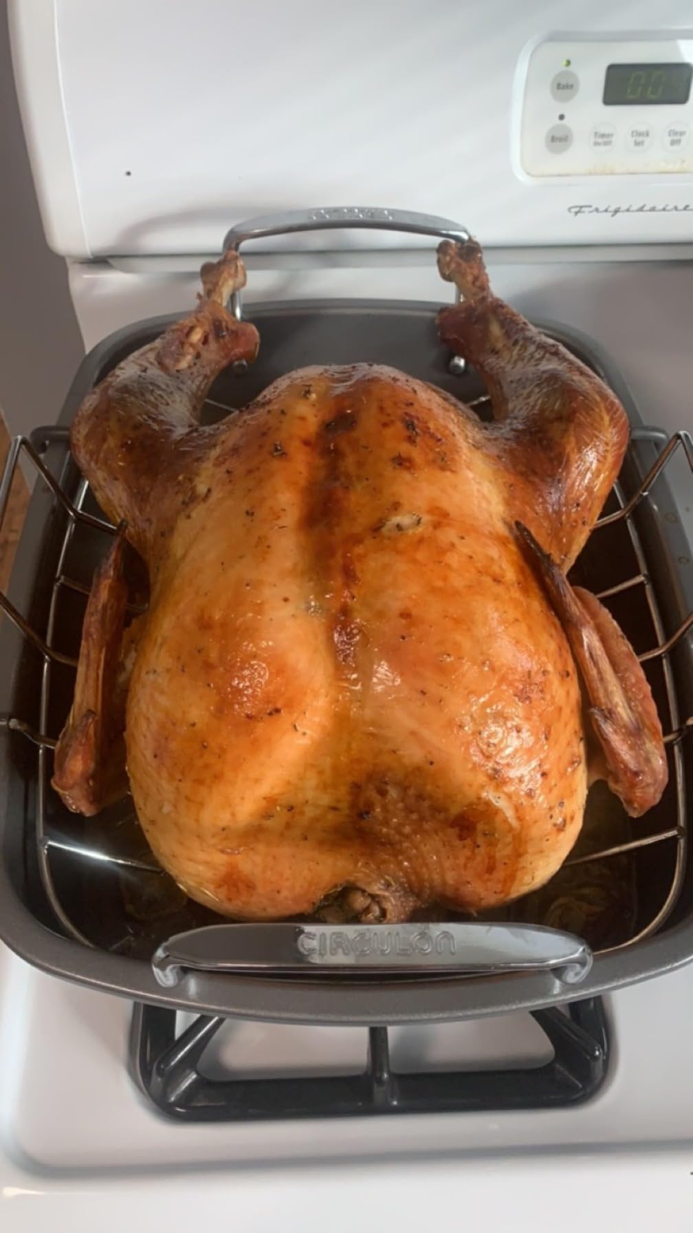 Circulon Total Bakeware Nonstick Roaster, Roasting Pan with Rack, 17-Inch x 13-Inch, Gray customer photo 2