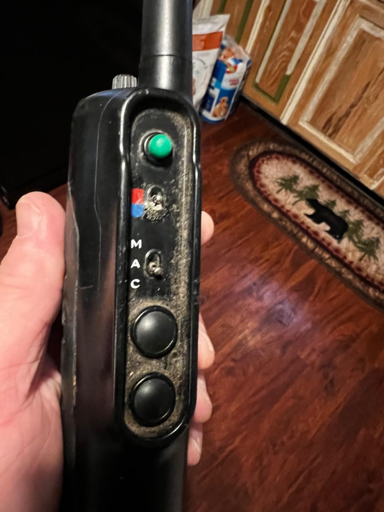 Garmin Pro 550, Dog Training Collar and Handheld, 1-Handed Training of Up to 3 Dogs, 21 Stimulation Levels customer photo 2