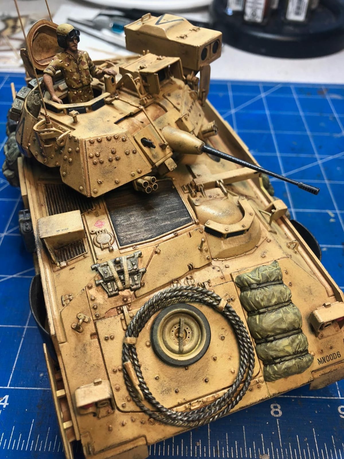 Academy 1/35 M2A2 Bradley Iraq 2003 Tank Plastic Model Kit #13205 customer photo 2