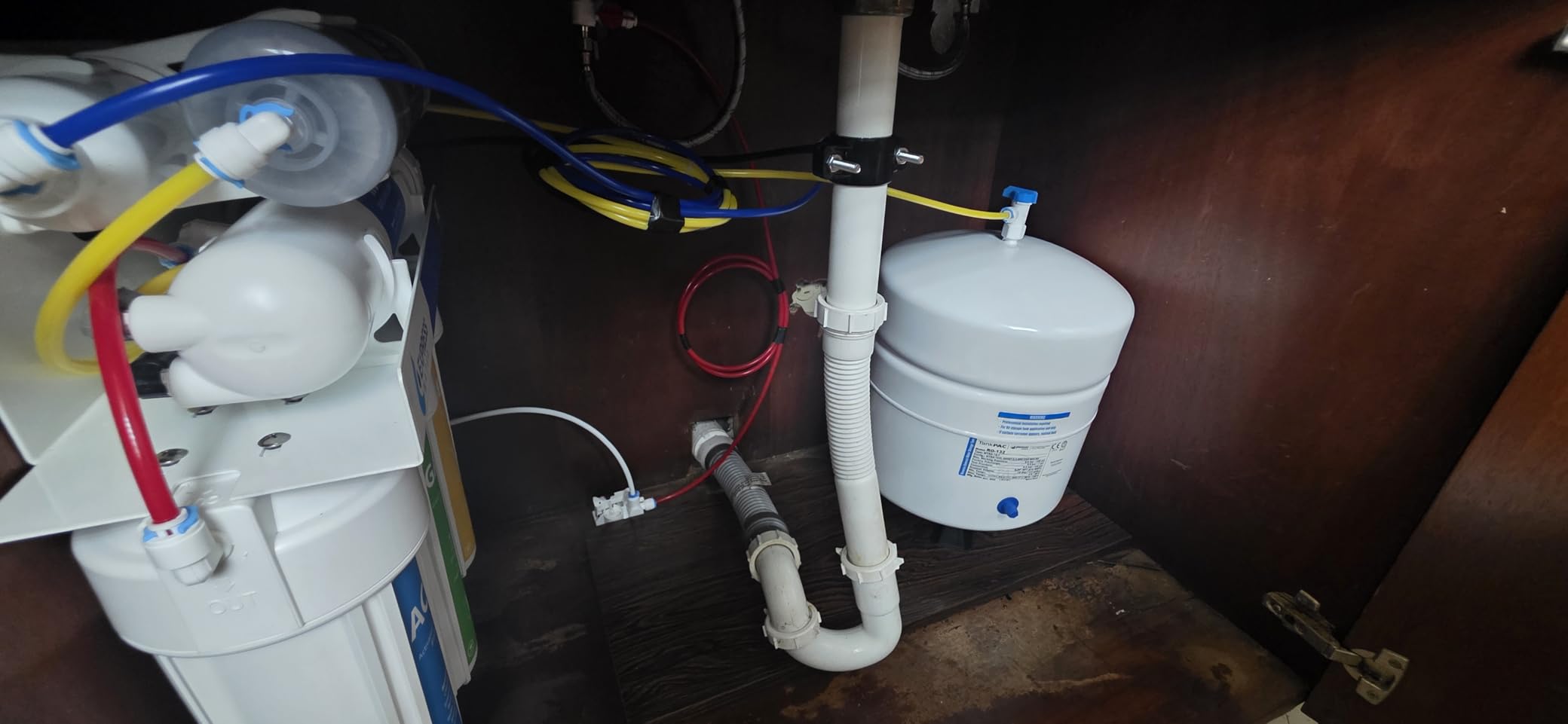 Express Water ROALK5D, 10-Stage Under Sink RO System, Alkaline, 50 GPD | NSF Certified 372, Deluxe Chrome Facuet, Reduces 99% of Impurities, BPA Free, Leak Detection customer photo 2
