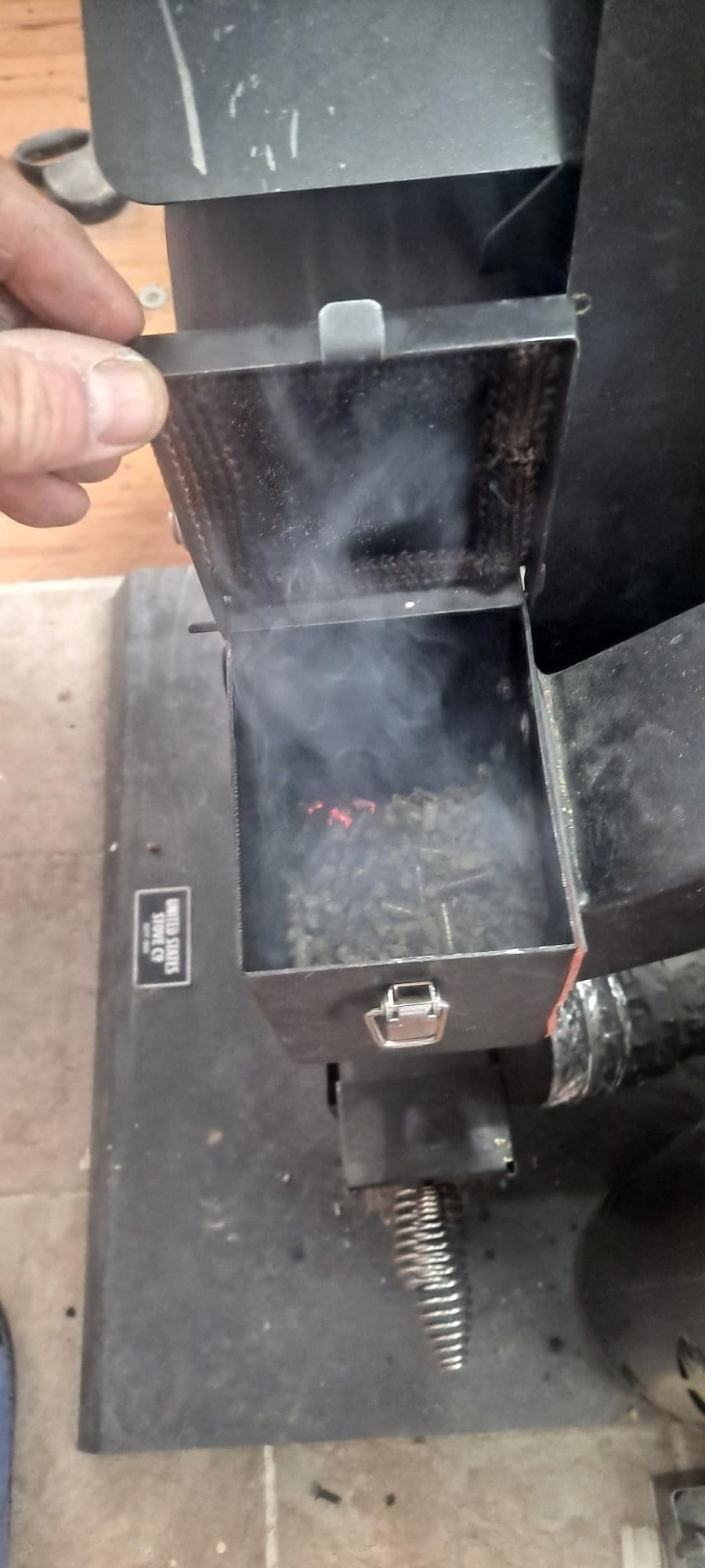 US Stove GW1949 Wiseway Non-Electric Pellet Stove | 40,000 BTUs, Heats Up To 2,000 Sq Ft, 60lb Hopper, Up To 30hr Burn customer photo 2