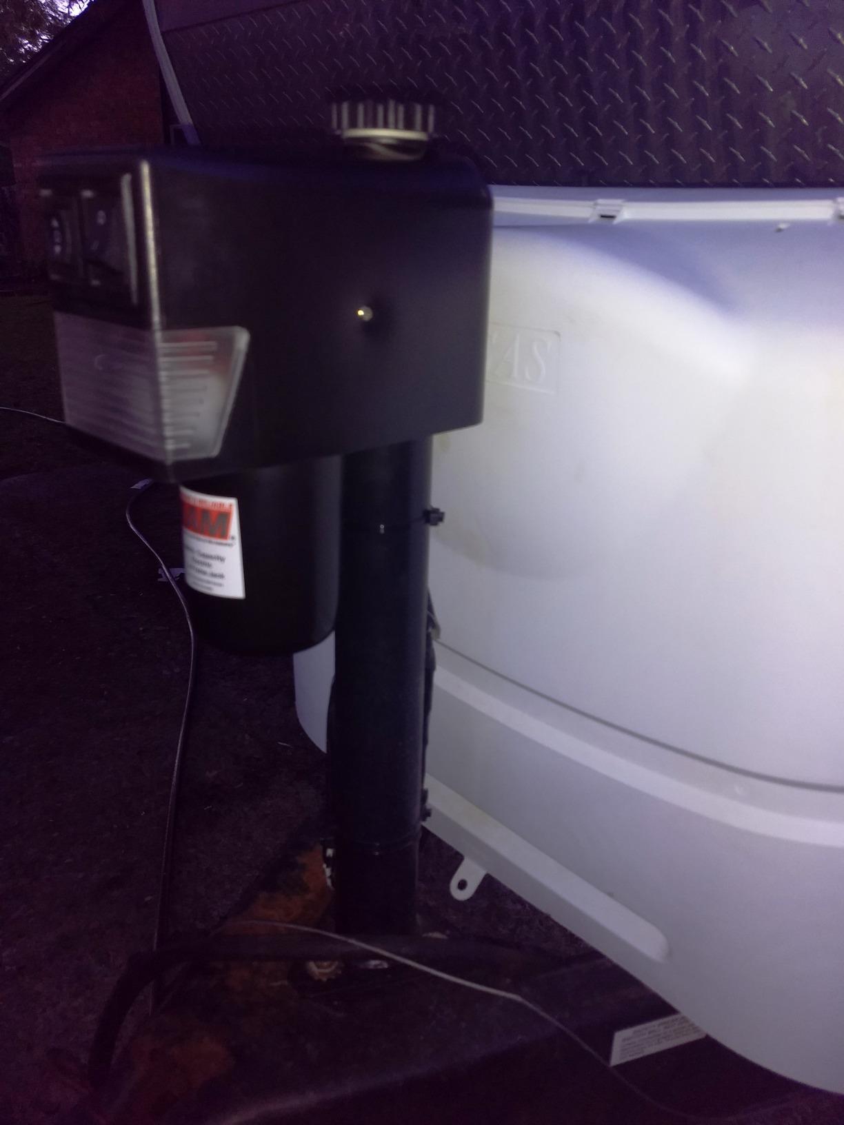 RAM Trailer Products EJ-3520-BBX 3,500 lb. Electric Trailer Jack with Drop Leg - Black customer photo 1