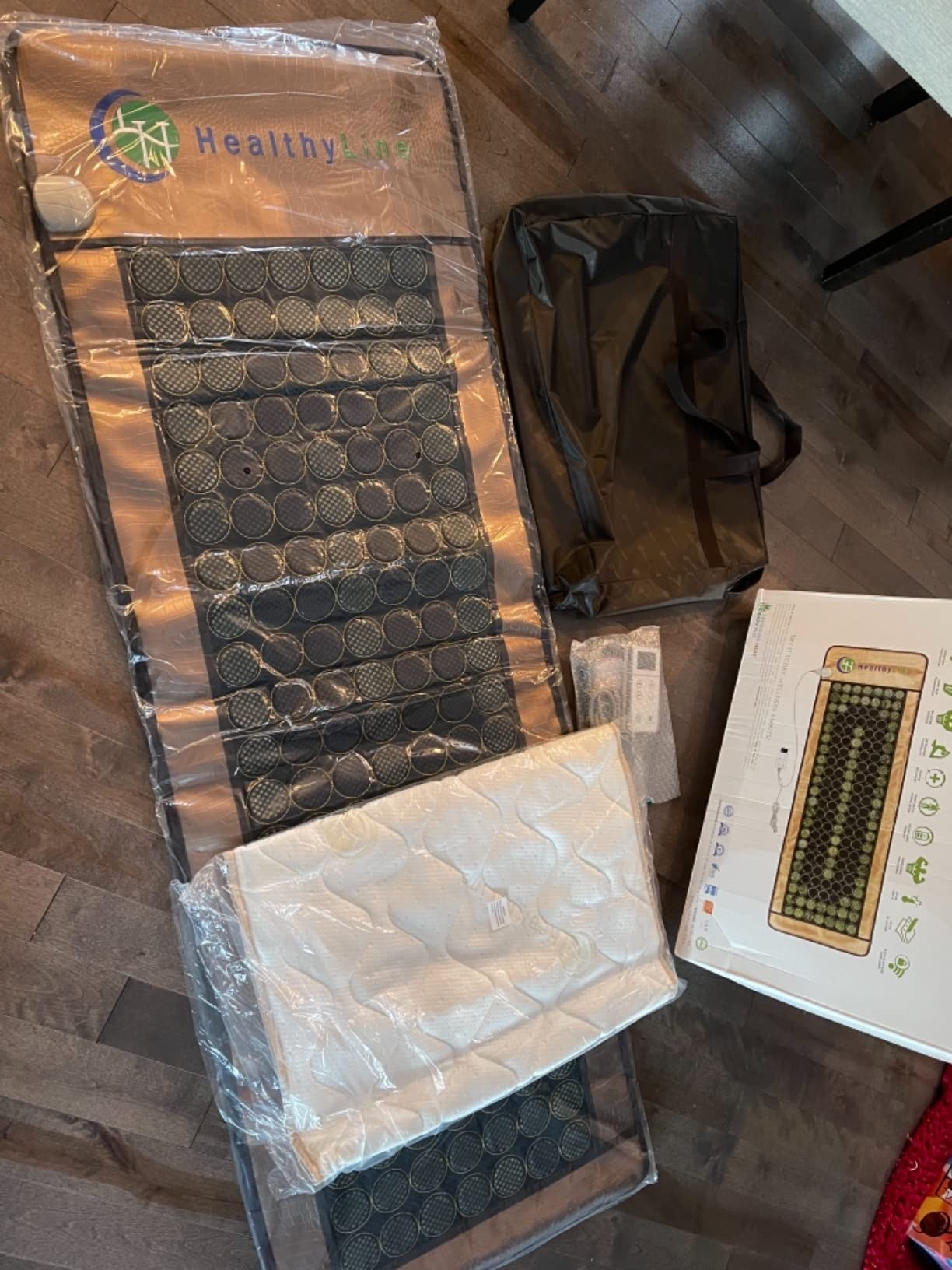 HealthyLine Leather Heating Mat for Full Body, Jade & Tourmaline, 72 x 24 customer photo 2