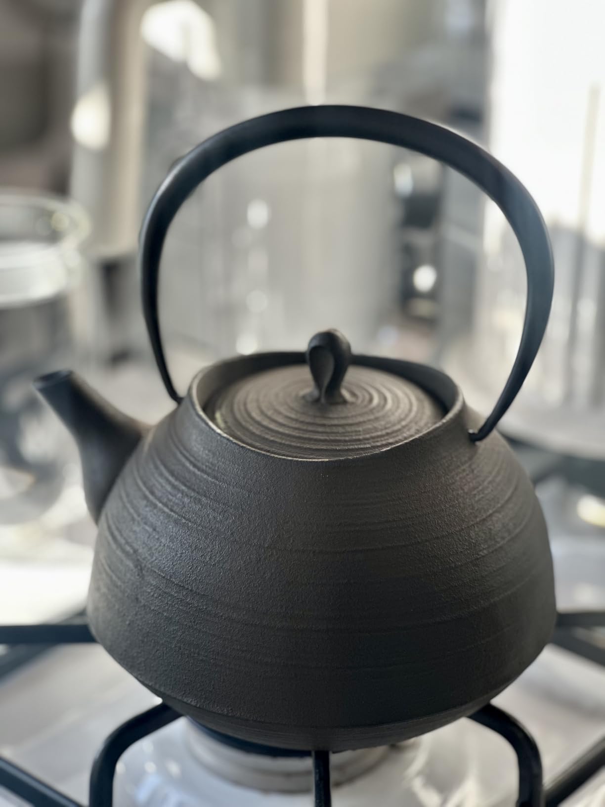 ITCHU-DO HAKEME Japanese Cast Iron Tea Kettle Nambu Tetsubin 1000ml customer photo 1