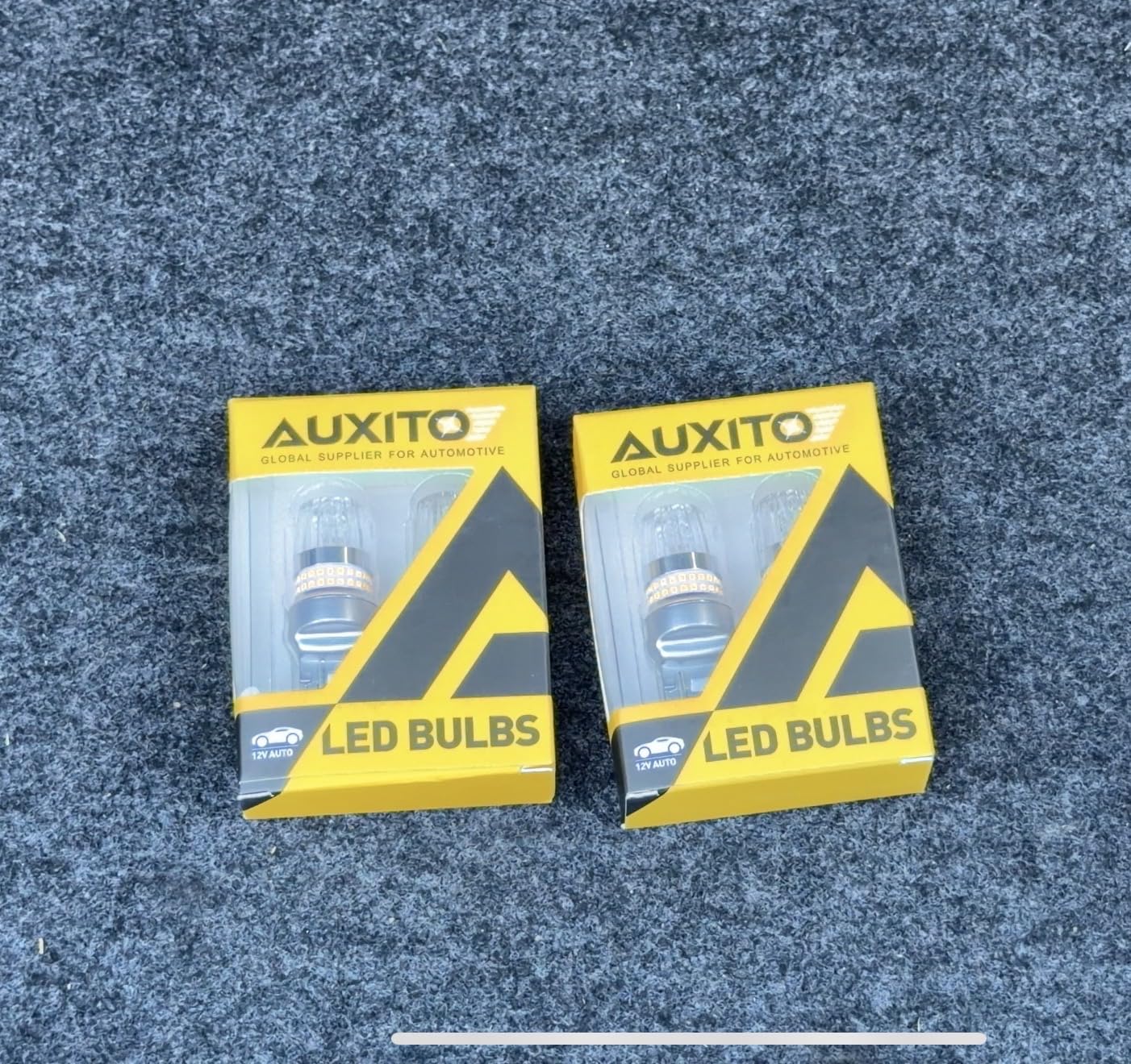 AUXITO 194 LED Light Bulb 6000K White 168 2825 W5W T10 Wedge 24-SMD 3014 Chipsets LED Replacement Light Kit Error Free for Car Interior Dome Map Door License Marker Lights, Pack of 10 customer photo 2
