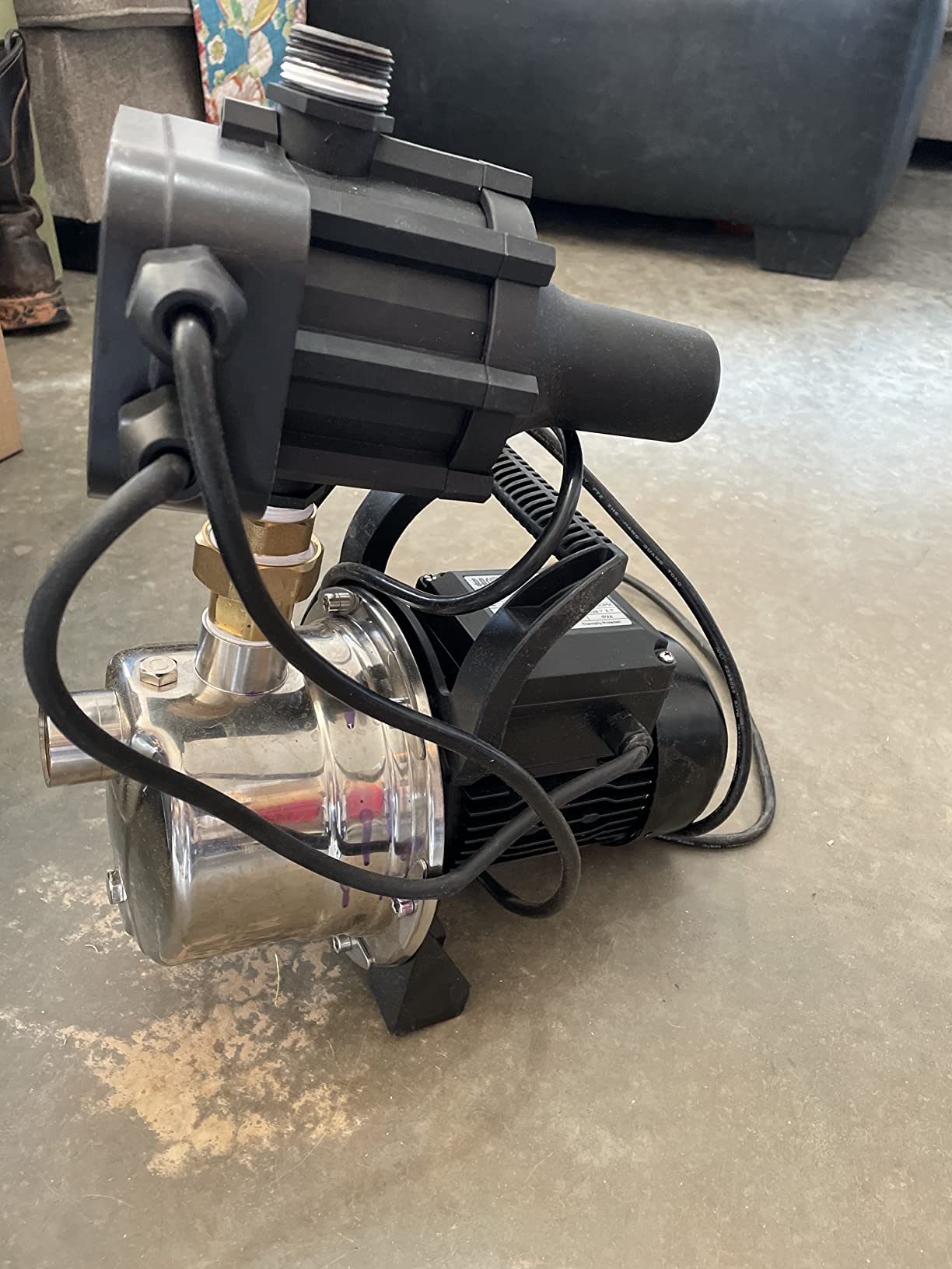 BACOENG Auto ON/OFF Stainless Steel Water Pressure Booster Pump w/Smart Controller for Tankless Water Supply Pressurization customer photo 1