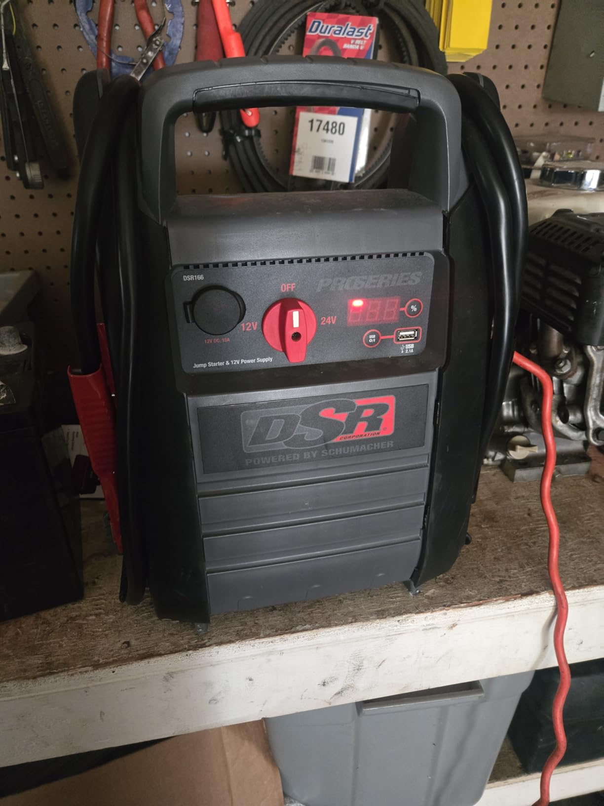 Schumacher Electric Car Battery Jump Starter & Power Station, DSR166 | DSR Pro-Grade, 4400A - AGM Powered - 12V DC & USB Portable Power - 12V/24V Auto, RV, Farming, and Heavy-Duty Truck Batteries customer photo 2