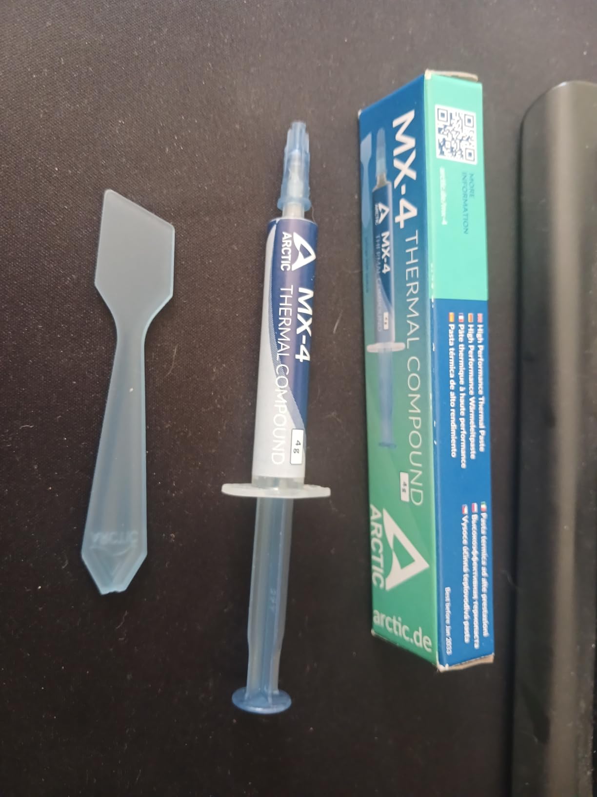 ARCTIC MX-4 (incl. Spatula, 4 g) - Premium Performance Thermal Paste customer photo 2