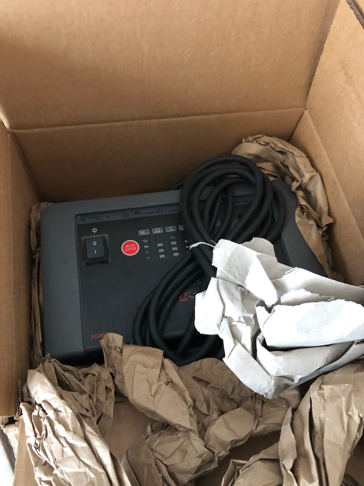 Schumacher Electric DSR ProSeries 6V / 12V / 24V Automatic Battery Charger & Engine Starter - 330A Heavy Duty Engine Starter - Truck, SUV & Boat Compatible - Fully Automatic - DSR124 customer photo 2
