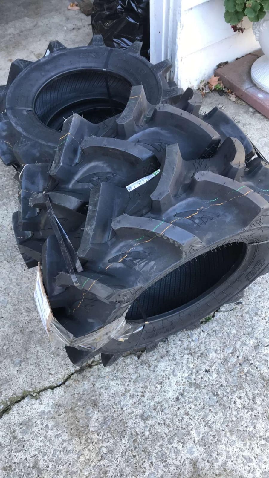 Full set of BKT AT 171 (6ply) 28x9-14 ATV Mud Tires (4) customer photo 1