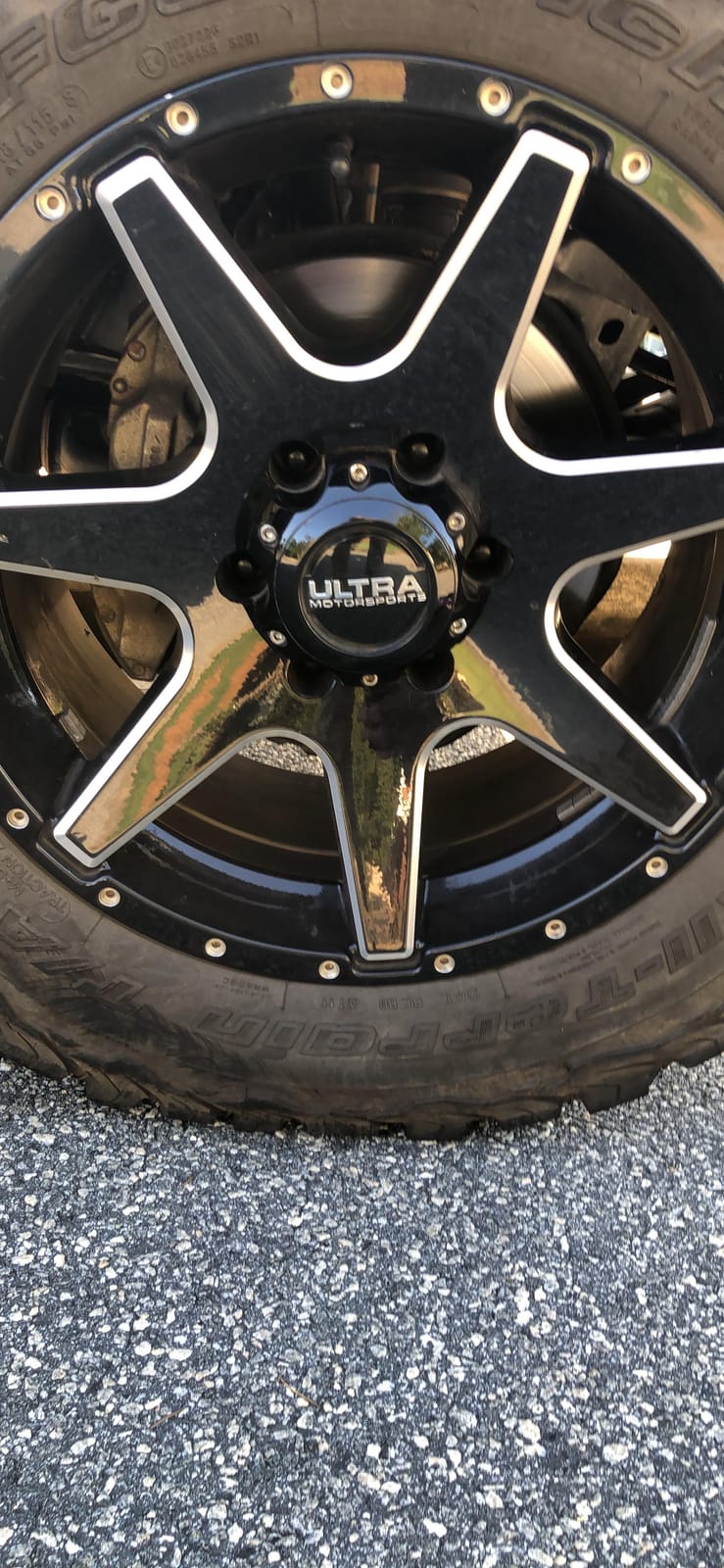 Ultra Motorsports 6 Lug Gloss Black Wheel Center Cap (Qty 1) Pn: 89-9765BK customer photo 1
