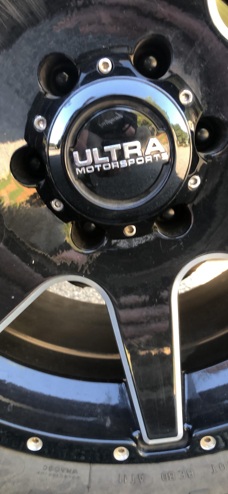Ultra Motorsports 6 Lug Gloss Black Wheel Center Cap (Qty 1) Pn: 89-9765BK customer photo 2