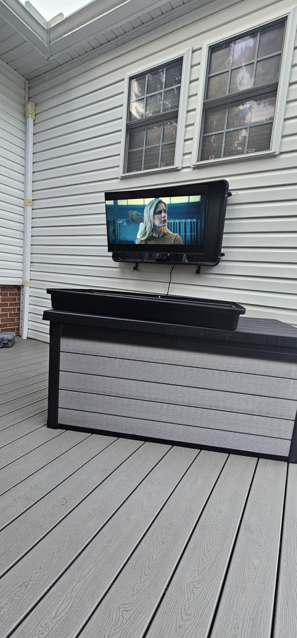 Storm Shell SS-65 Outdoor TV Enclosure, 56-65 inch, Black customer photo 2