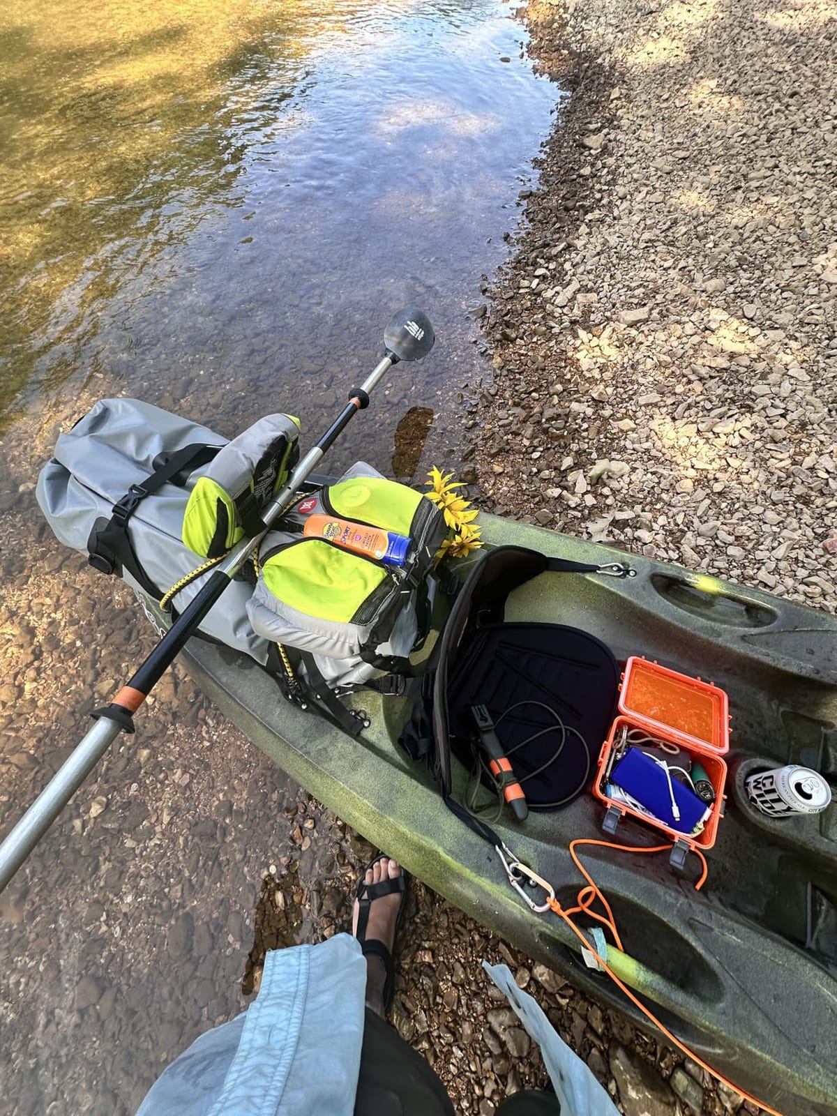 Gonex Waterproof Duffel Bag, 40L/60L/80L Roll-Top Travel Kayaking Dry Bag | Heavy Duty 600D PVC, Wet Pocket, Removable Interior Storage Pocket, Shoulder & Hand Carry, Paddleboarding, Camping, Motorcycle customer photo 2