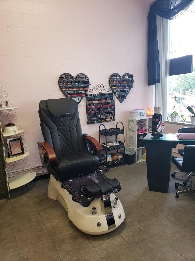 Siena 18 LX Shiatsulogic Pedicure Chair Black/Gold w/Discharge Pump Stylish Pedicure Tub with Pipe-Less Magnetic Jet Pedicure Spa, Black customer photo 2
