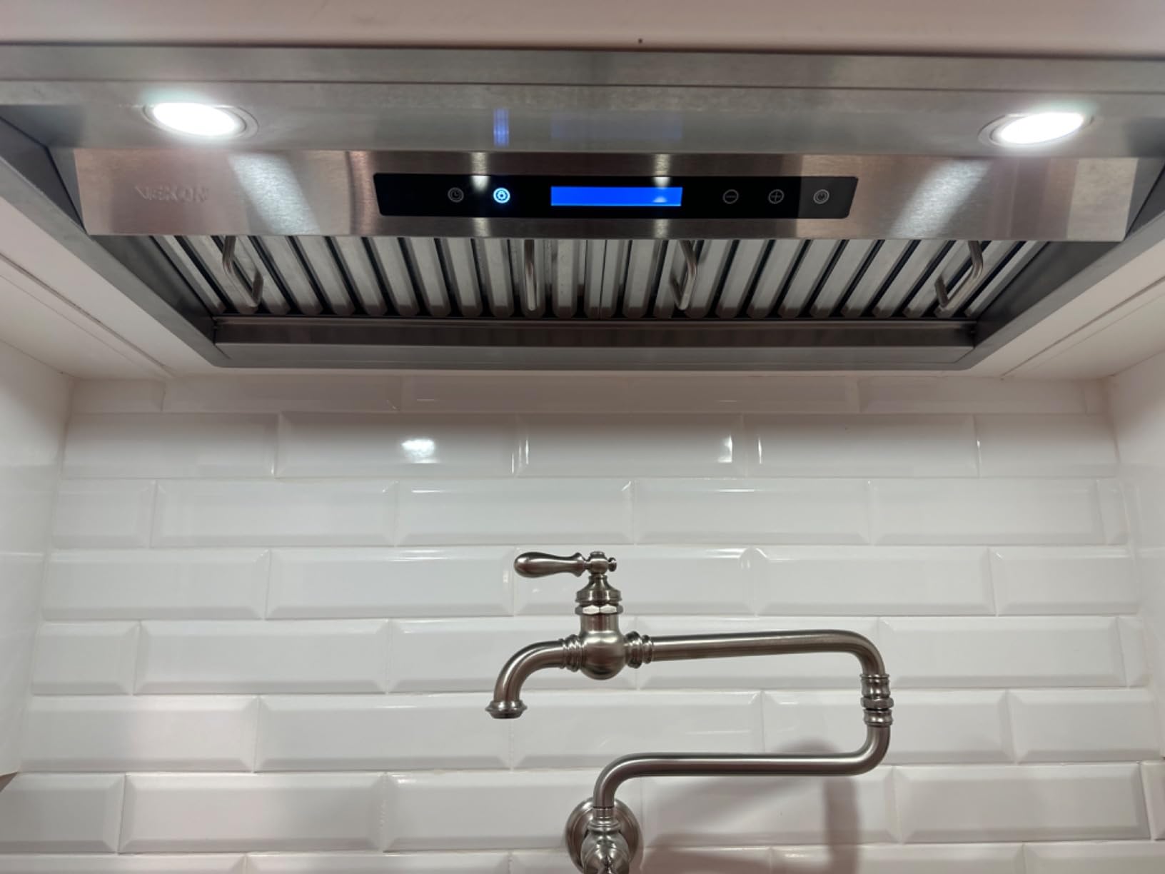 EKON Range Hood Insert 36 Inch, 900 CFM Built-in Kitchen Vent Hood, Ducted or Ductless Convertible, 4-Speed Soft Touch Panel, Stainless Steel Filters, Over Stove Vent Hood NAB01-36 customer photo 1