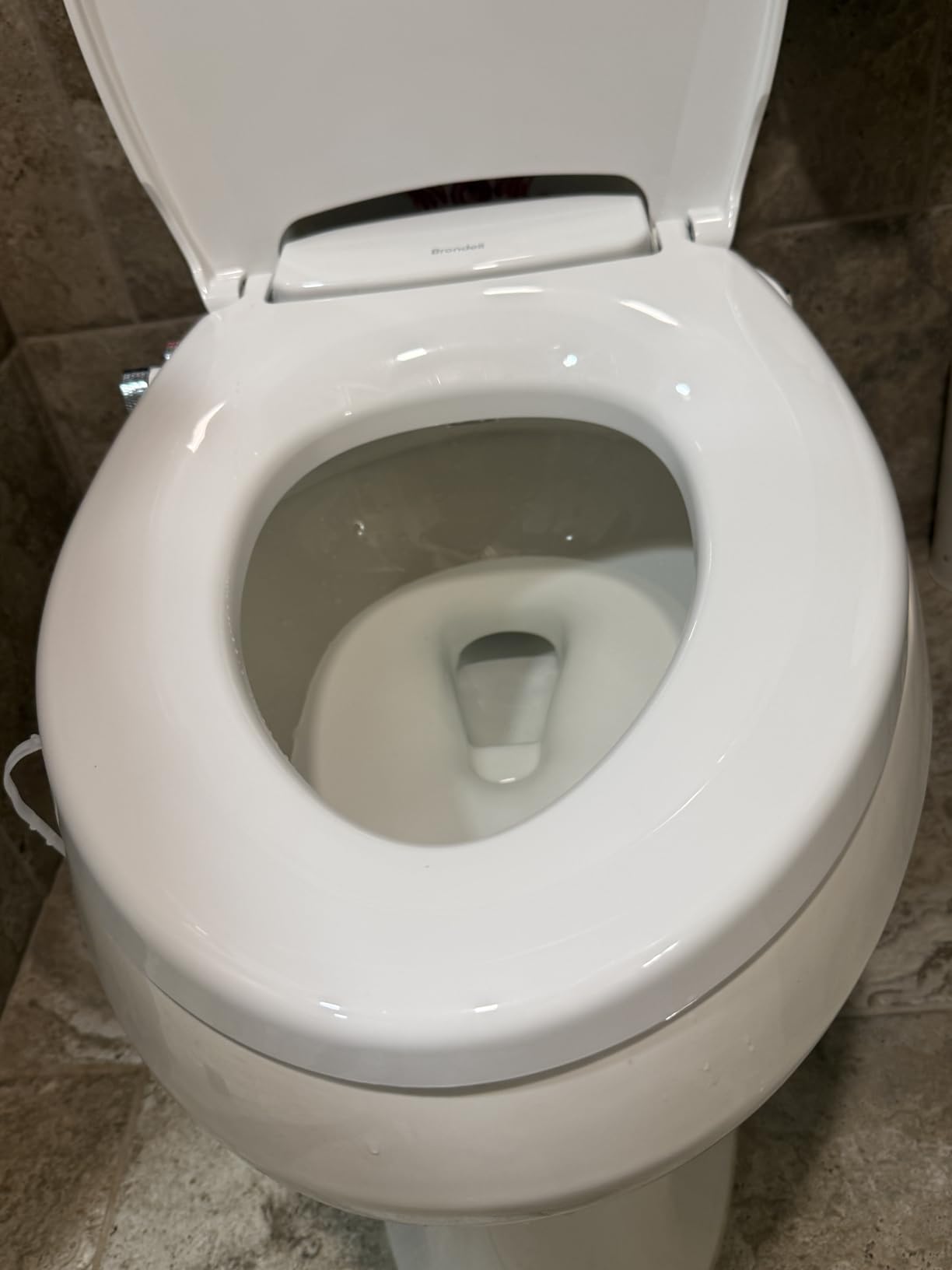 Brondell Bidet Toilet Seat, Non-Electric Swash Ecoseat, Fits Elongated Toilets, White - Dual Temperature, Dual Nozzle System customer photo 1