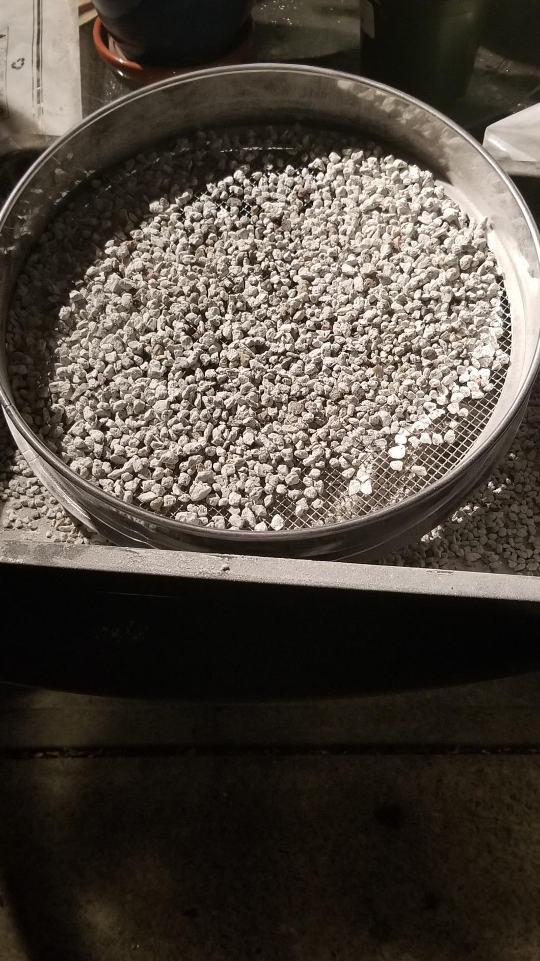 Garden Potting Mix Sieve - Stainless Steel Riddle - Soil Sifting Pan with 4 Interchangeable Filter Mesh Sizes - 3,6,9,12 mm and Bonus Spade customer photo 2
