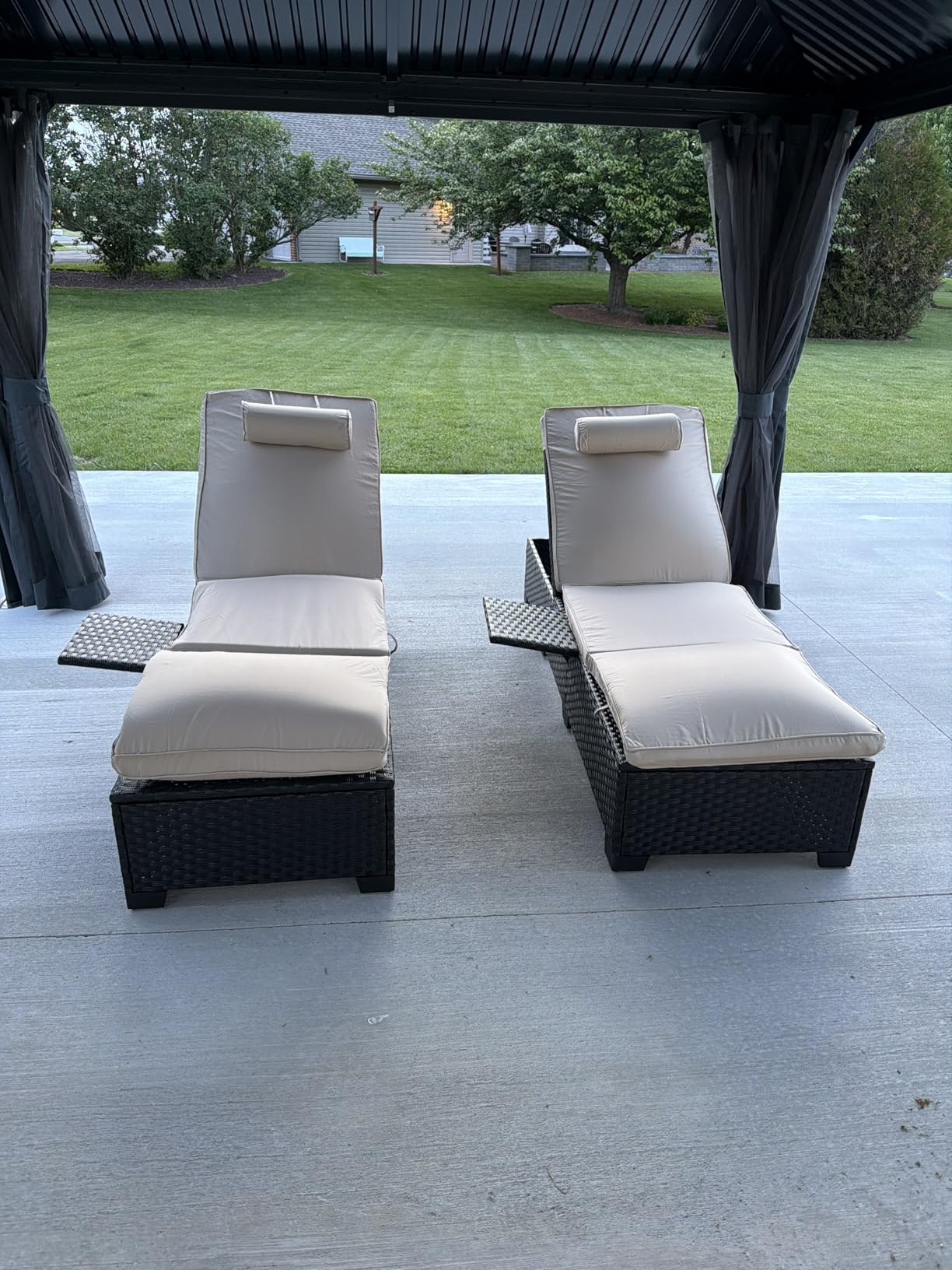 WAROOM Outdoor Chaise Lounge Chairs for Outside Patio Furniture Set of 2 Wicker Recliner Black Rattan Sunbathing Lounger Adjustable Backrest Pool Reclining Chair, Khaki Cushion customer photo 2