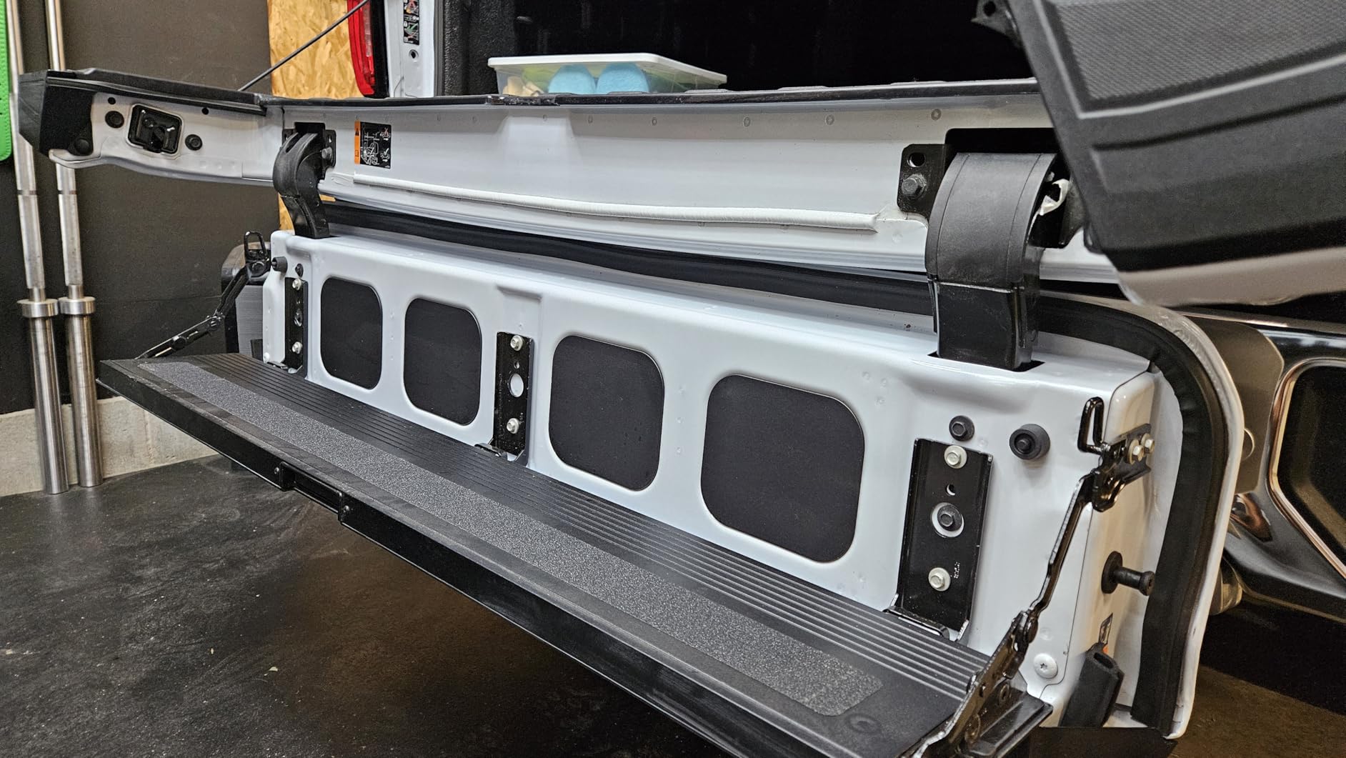 ESI Ultimate Tailgate Seal with Taper Seal for GMC Sierra with MultiPro Tailgate and Chevrolet Silverado with Multi-Flex Tailgate customer photo 1
