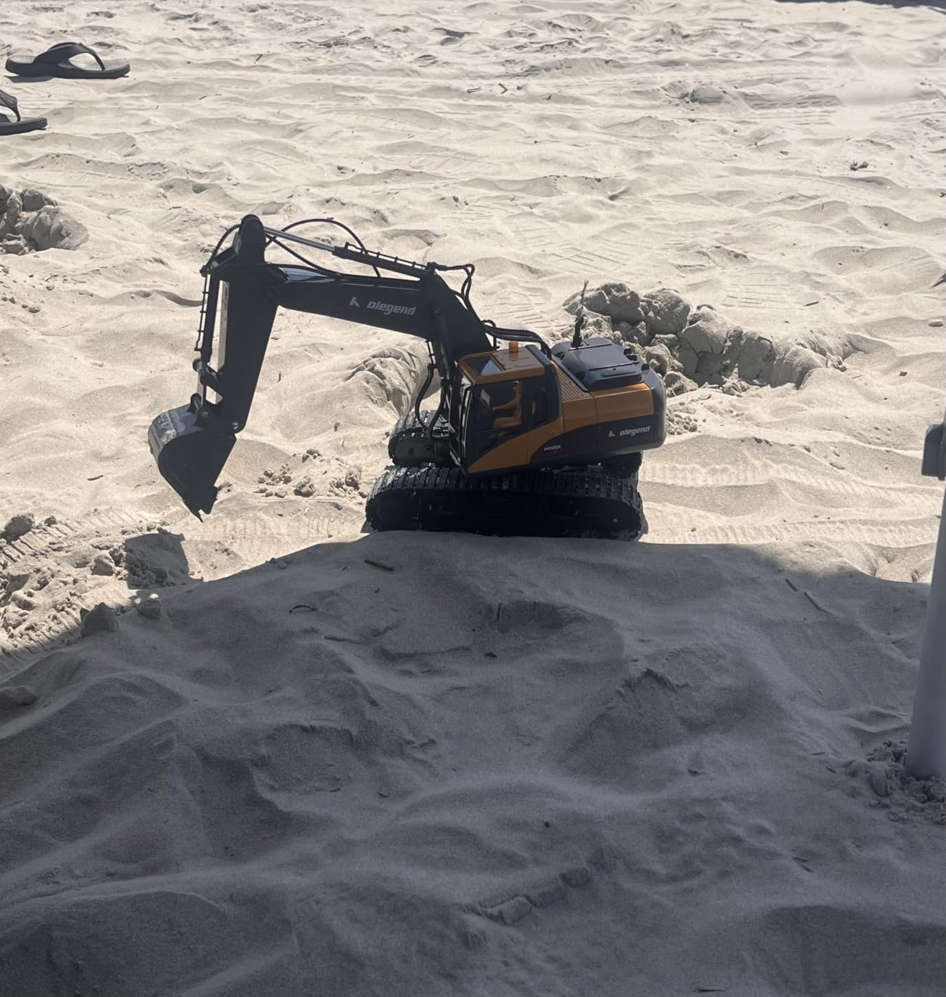 3 in 1 Remote Control Excavator Toy 1/14 Scale RC Excavator, 15 Channel Upgrade Full Functional Construction Vehicles with Tools Metal Breaker and Electric Gripper(Yellow/Black) customer photo 2