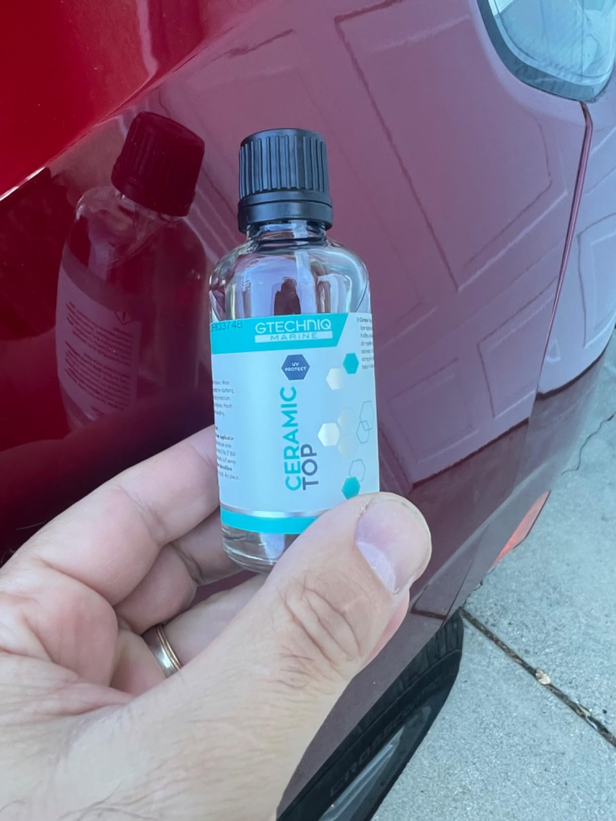 Gtechniq Marine Ceramic Top Coat, Protective Marine Ceramic Coating for Boats, Yachts, Powerboats and Jet Skis with Applicator Pad and Gloves - 50ml (covers up to 7m2) customer photo 1