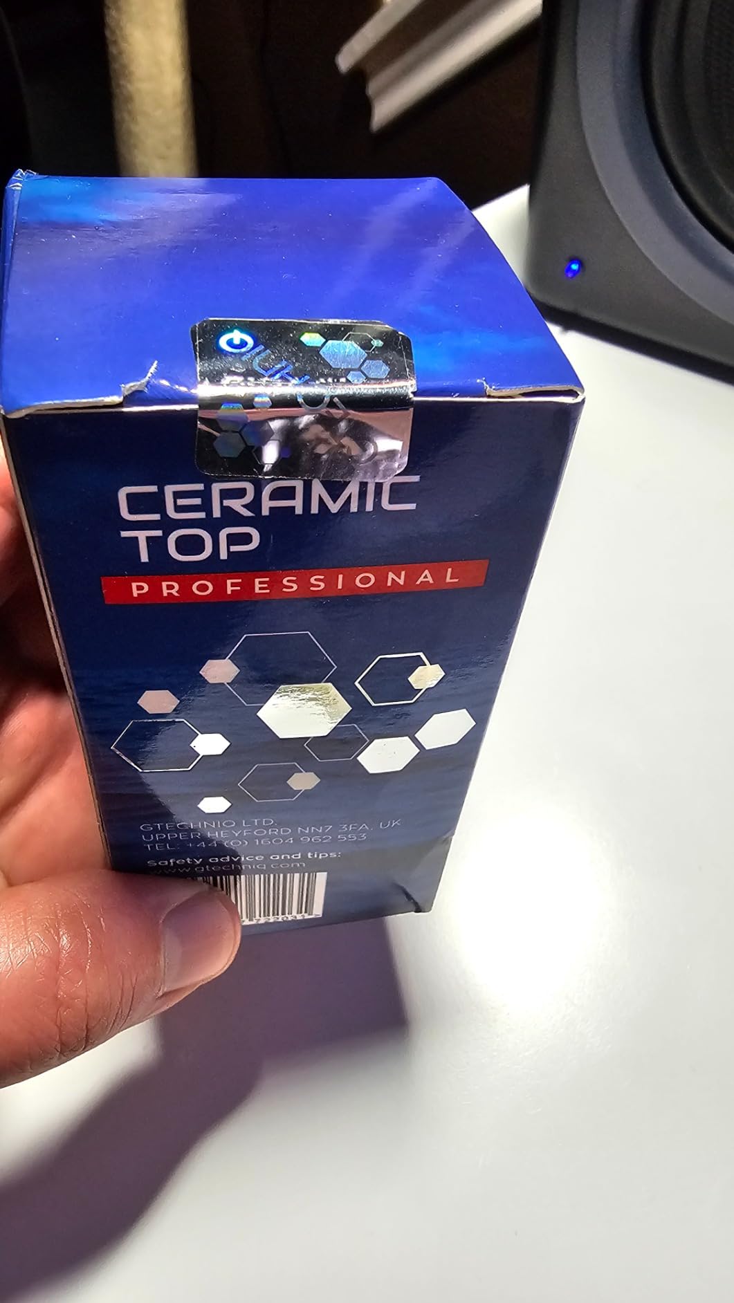 Gtechniq Marine Ceramic Top Coat, Protective Marine Ceramic Coating for Boats, Yachts, Powerboats and Jet Skis with Applicator Pad and Gloves - 50ml (covers up to 7m2) customer photo 2