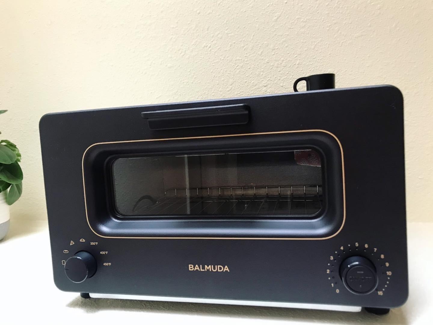 BALMUDA The Toaster | Steam Oven Toaster | Compact Size | 5 Cooking Modes: Sandwich Bread, Artisan Bread, Pizza & Pastry, Oven | Baking Pan Included | Gray customer photo 2