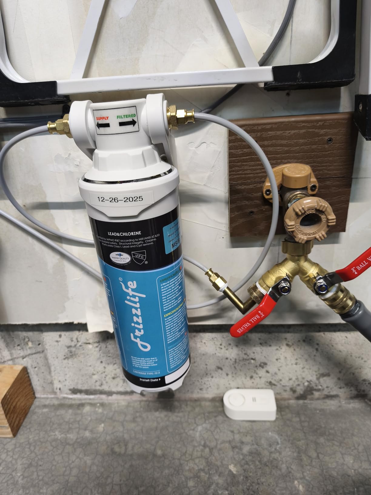 Frizzlife Inline Water Filter System for Fridge, Ice Maker, Under Sink, Certified 0.5 Micron Reduces Chlorine, Lead, Long Lasting, Compression Brass Fittings Fits for Copper Tubing, MS99 customer photo 1