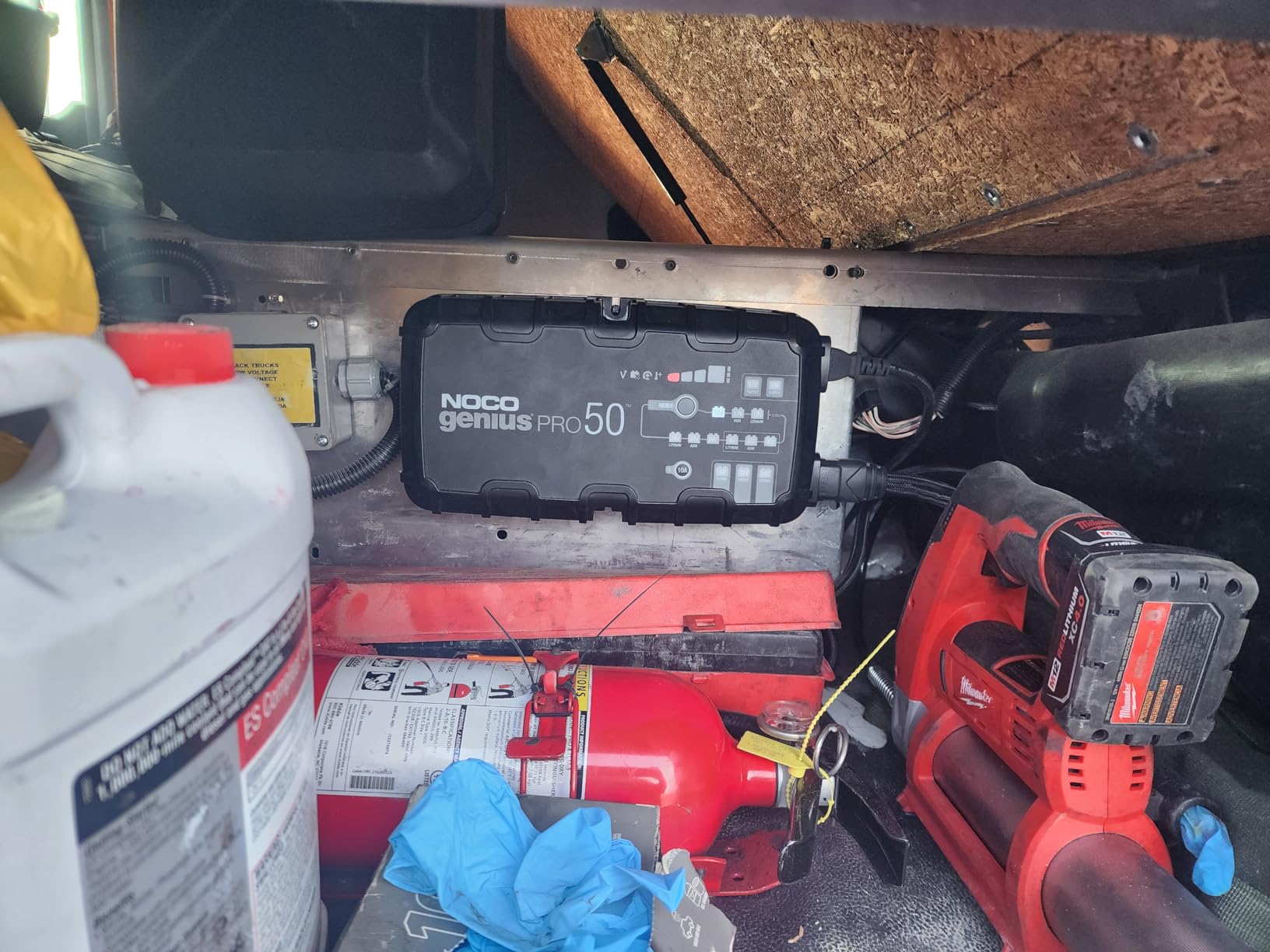NOCO GENIUSPRO50: 50A 6V/12V/24V Professional Smart Battery Charger - Maintainer, Desulfator & Power Supply with Overcharge Protection & Thermal Compensation customer photo 2
