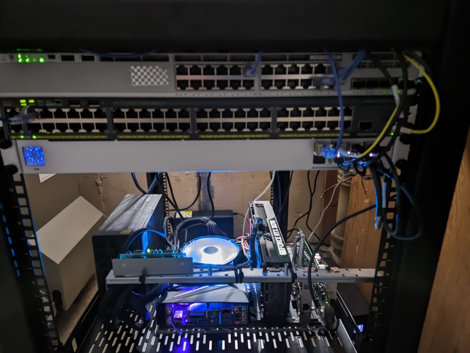 Ubiquiti UniFi Switch Aggregation (USW-Aggregation) 8x 10G SFP+ customer photo 1