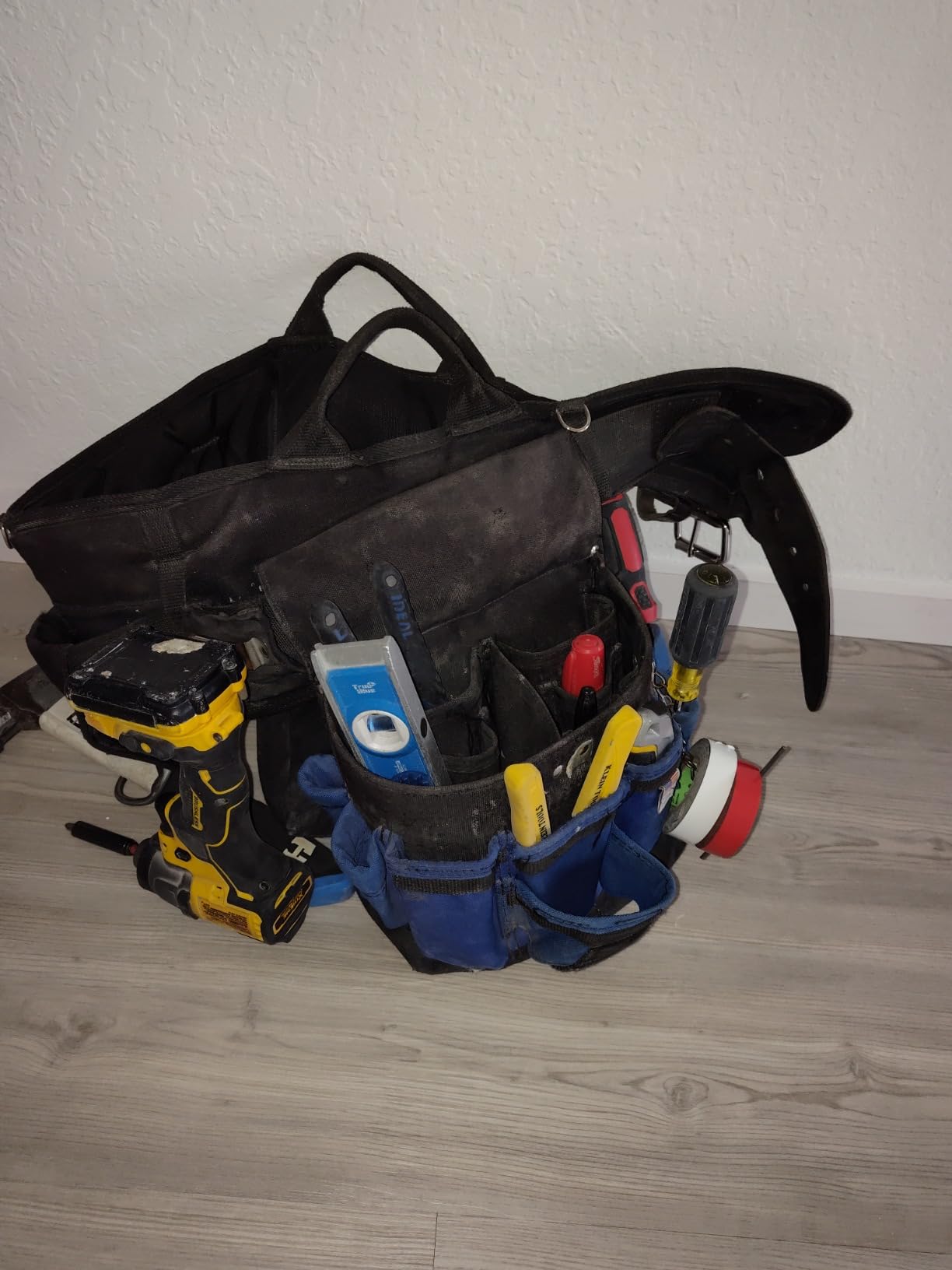 BOULDER BAG Ultimate Electrician Tool Belt MAX Combo - Large 33-36