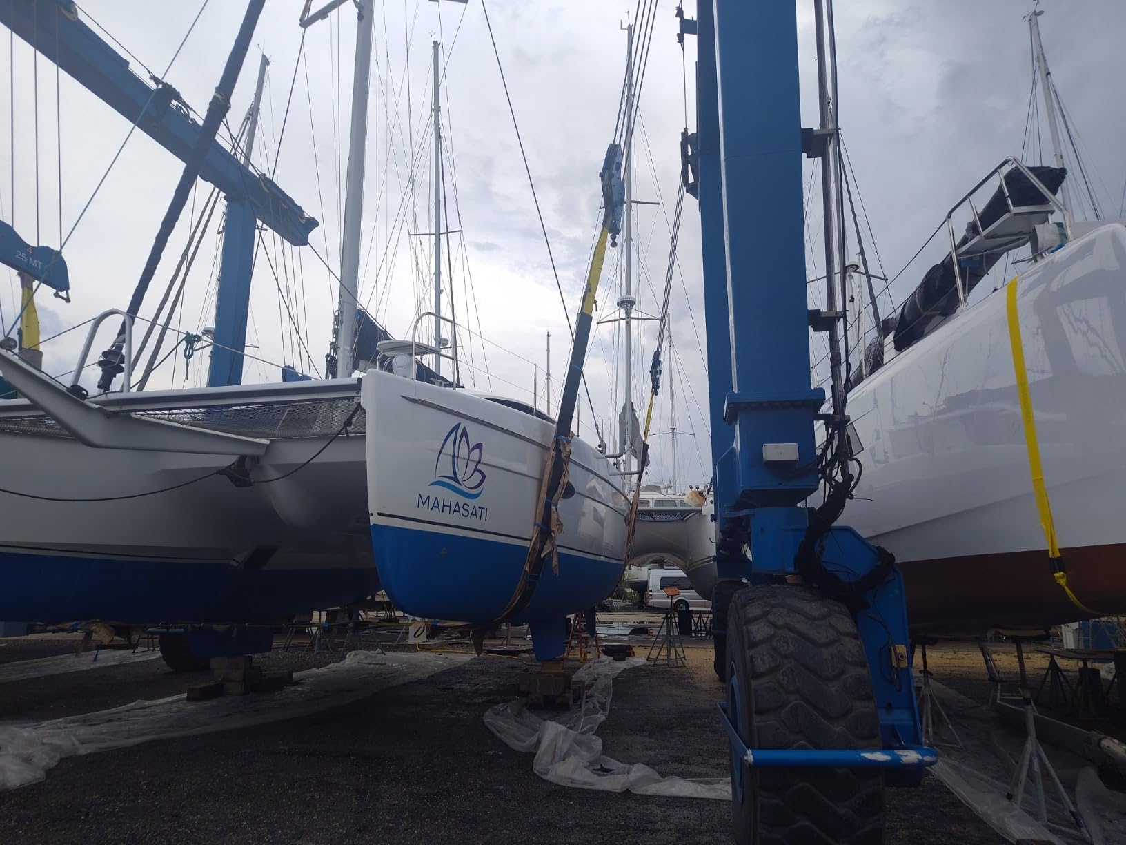 Marine Ceramic Spray Coating - Protective Spray Sealant with SIO2 for Boats, Yachts & Personal Watercraft - DIY UV Protectant Hydrophobic Boat Coating Provides 6 Months of Protection customer photo 1