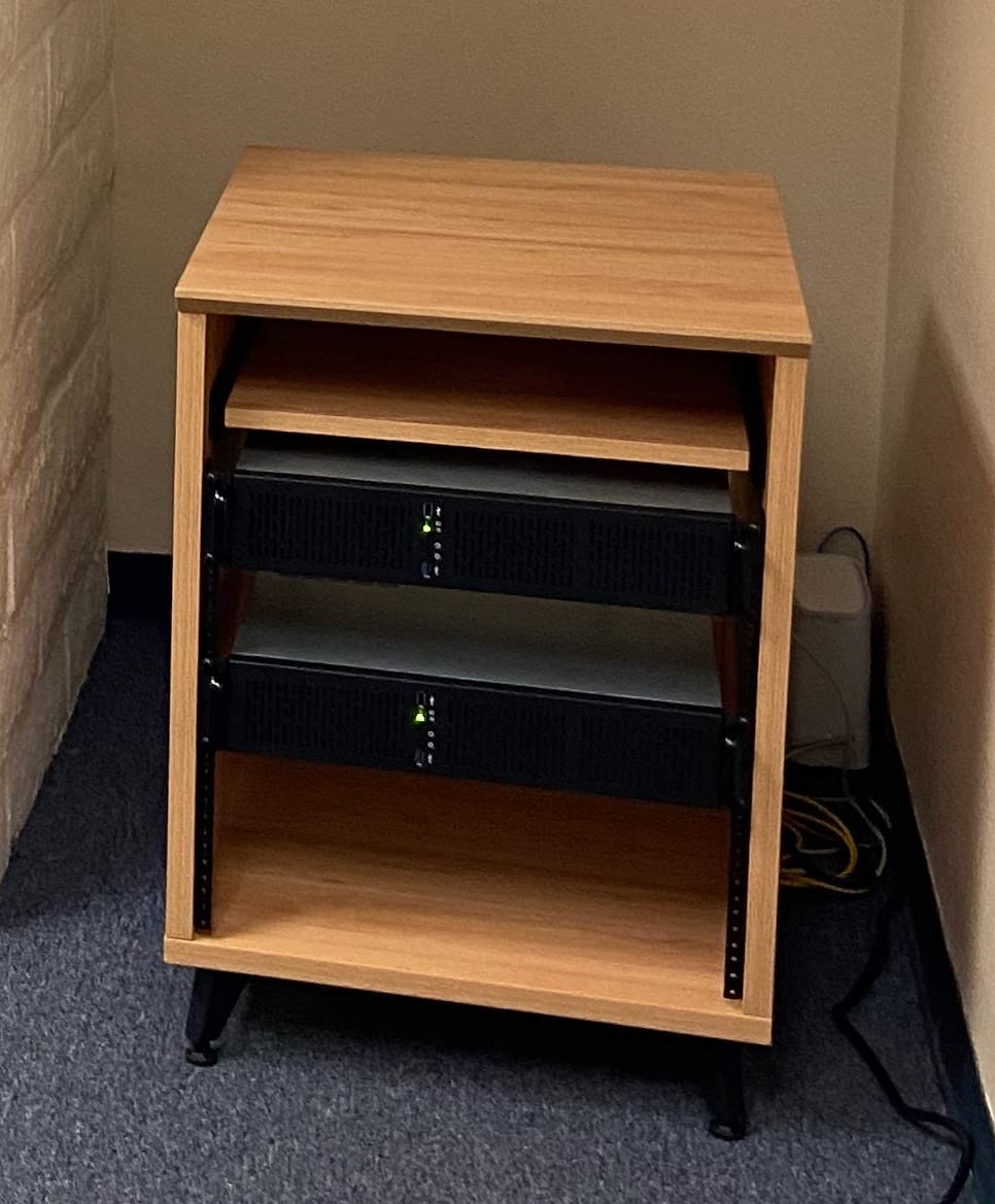 Gator Frameworks Elite Series 10U Studio Rack Desk with Slide-Out Tray and Rear Cable Passthrough, Natural Maple Finish (GFW-ELITEDESKRK-MPL) customer photo 1