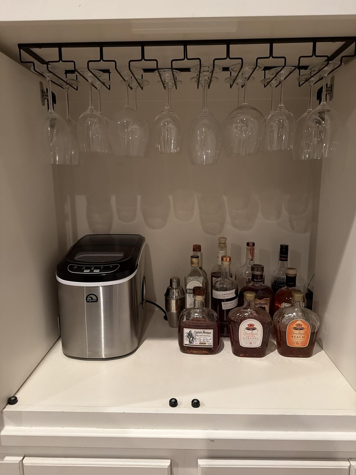 Xverycan 8 Row Wine Glass Rack Under Cabinet Large Capacity | Stemware Hanger for Wine Goblet, High Quality Metal with Matte Black Coating, for Bar Counter, Kitchen, Screws Included customer photo 1