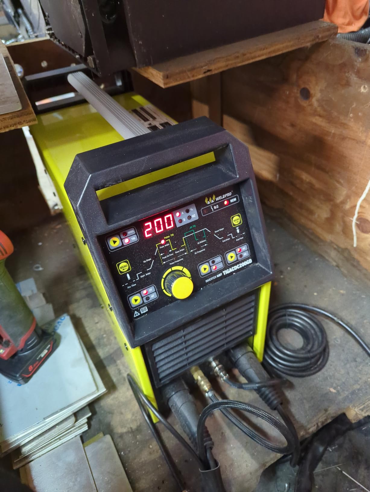 Weldpro Digital TIG ACDC 250GD AC DC 250 Amp Tig/Stick Welder with Pulse Memory function and Tig20 water cooled torch Dual Voltage welding machine customer photo 1