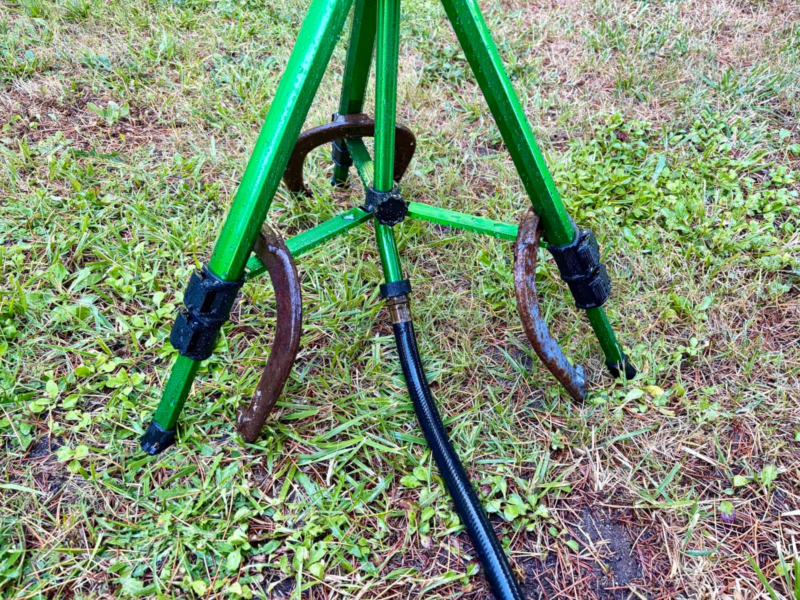 Biswing Impact Sprinkler Head on Tripod Base, Heavy Duty Lawn Sprinklers, 360 Degree Large Area Irrigation, Metal Sprinkler Nozzle & Solid Alloy Metal Extension Legs Flip Locks, 2 Pack customer photo 2