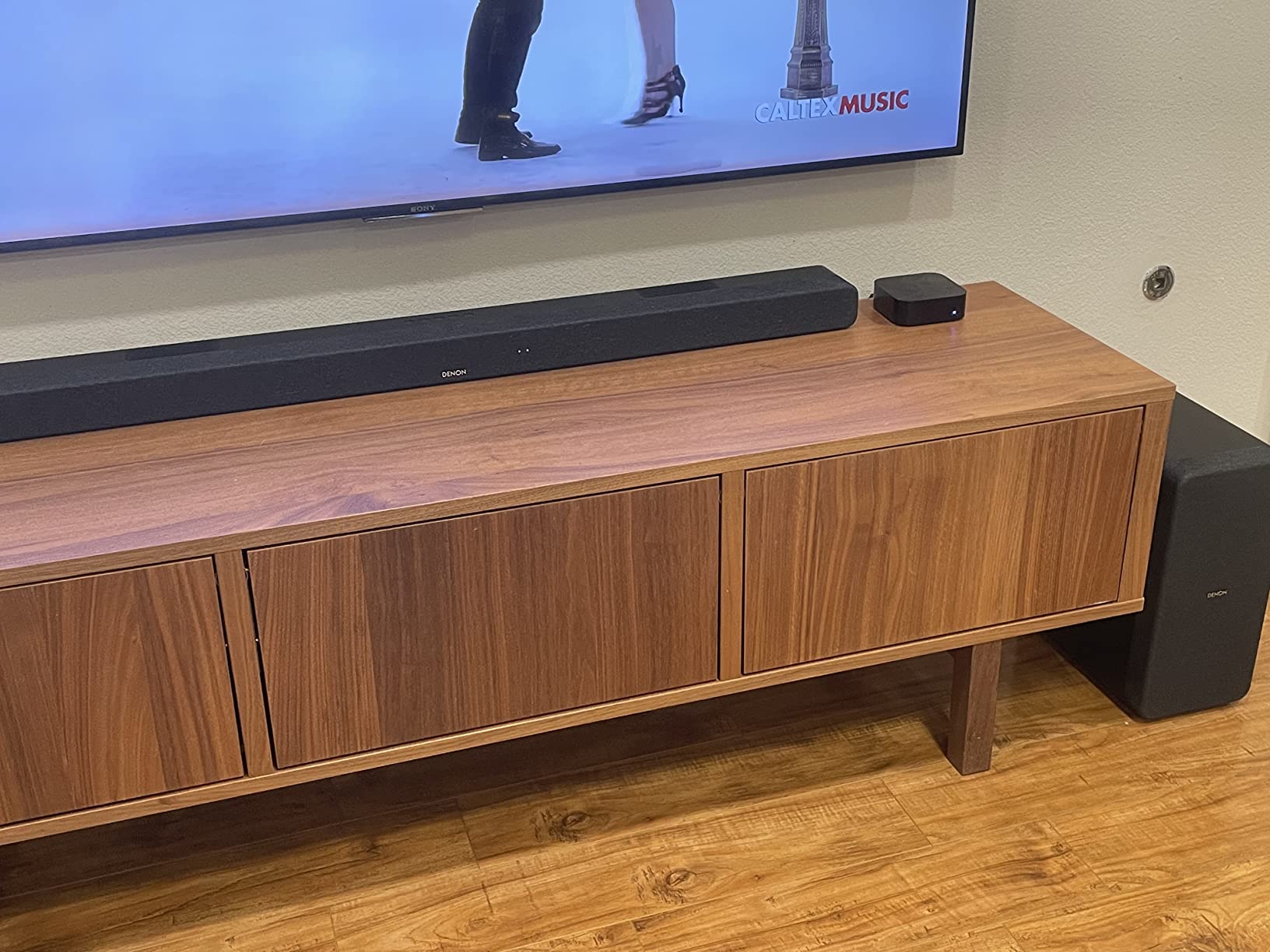 Denon DHT-S517 Sound Bar for TV with Wireless Subwoofer (2022 Model) | 3D Surround Sound, Dolby Atmos, HDMI eARC Compatibility, Wireless Music Streaming via Bluetooth, Quick Setup, Wall-Mountable customer photo 1