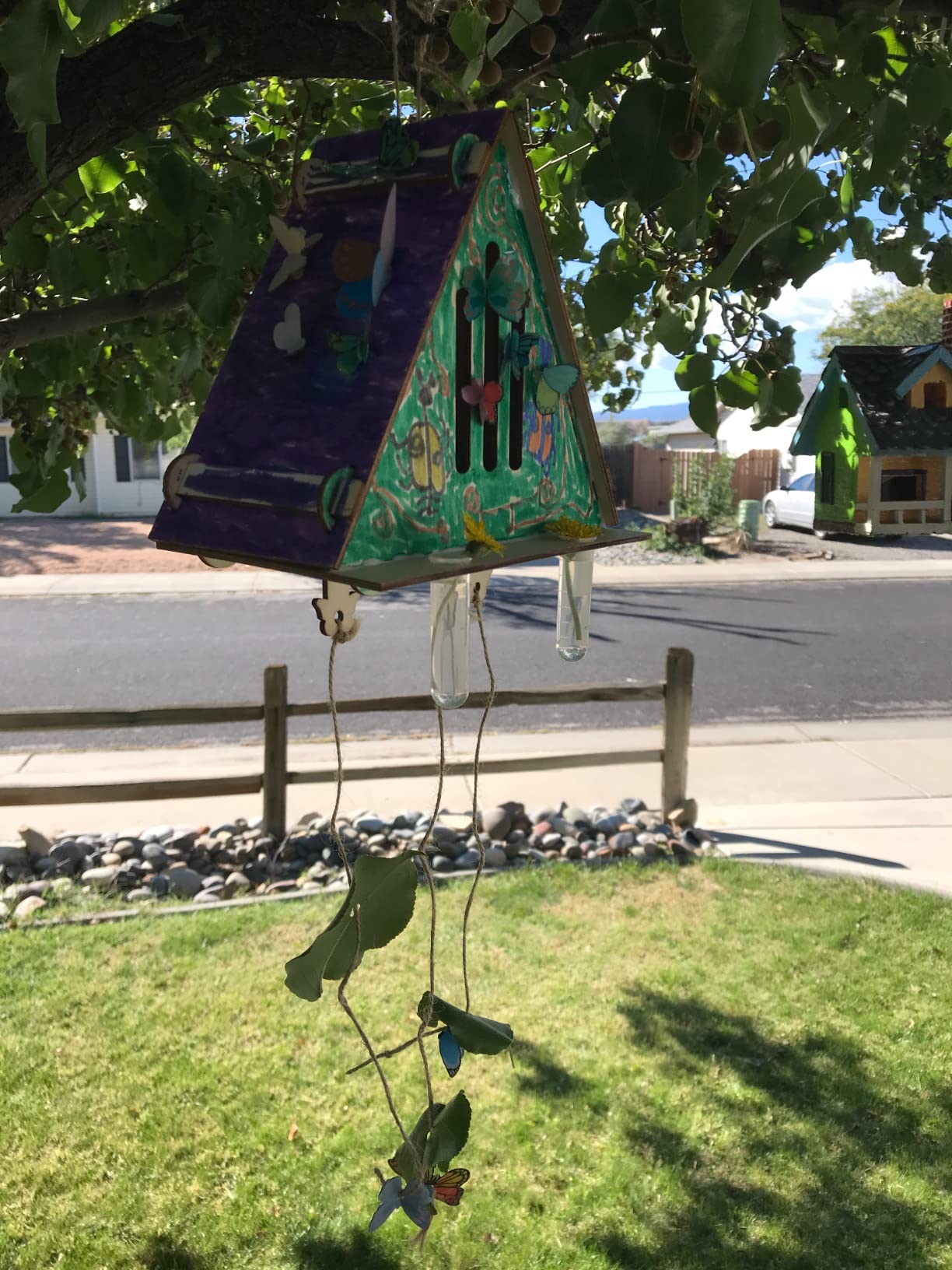 Craft-Tastic - Make A Butterfly House - DIY Nature Craft - No Tools Needed - Decorate Your House with Flowers - Ages 4+ with Help customer photo 1