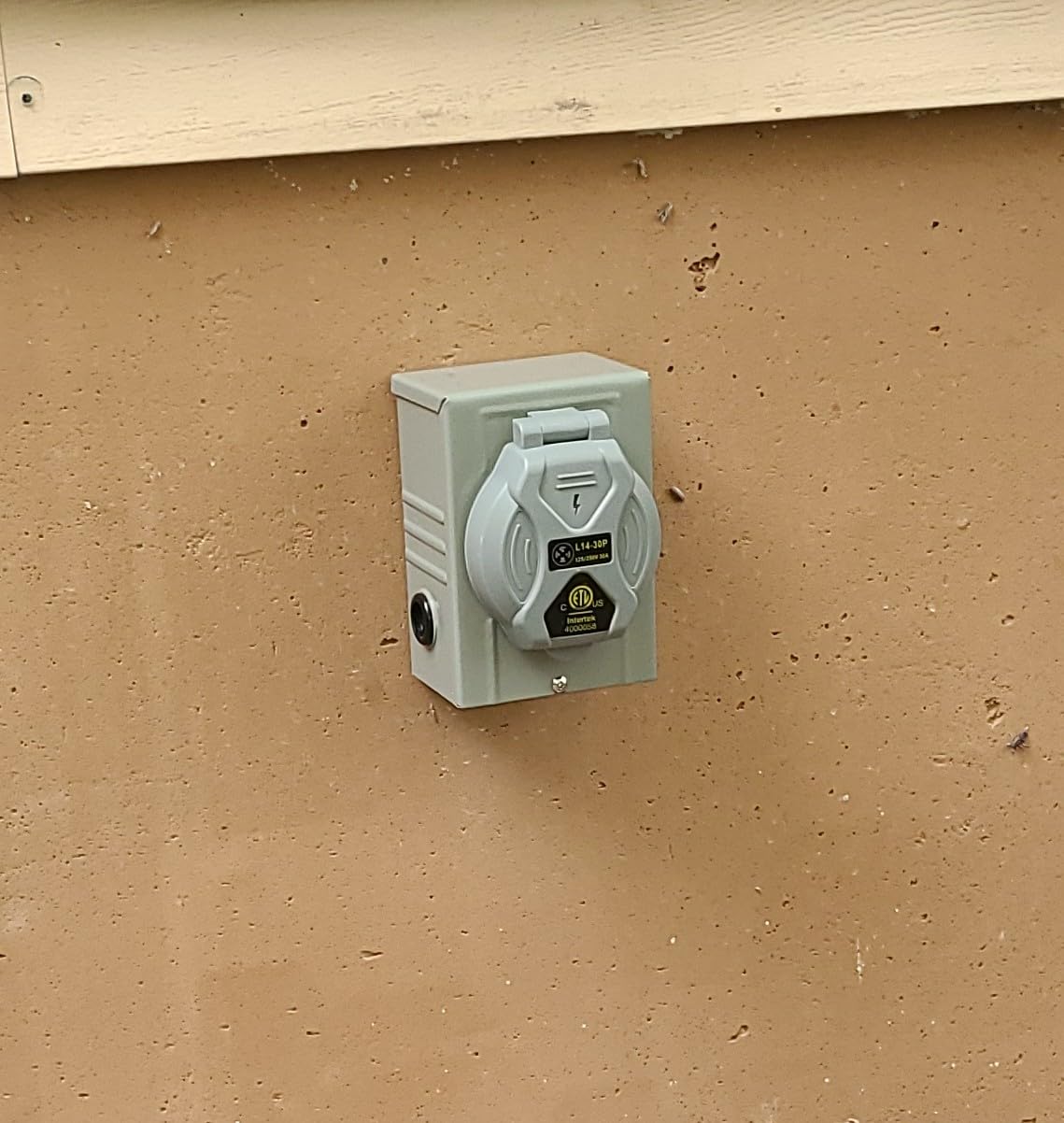 30 Amp Generator Inlet Box with Pre-Drilled 4 Big Wiring Holes | NEMA L14-30P Power Inlet Box, 125/250 Volt, 7500 Watts with LED Power Indicator for Emergency Ready, ETL Listed customer photo 2