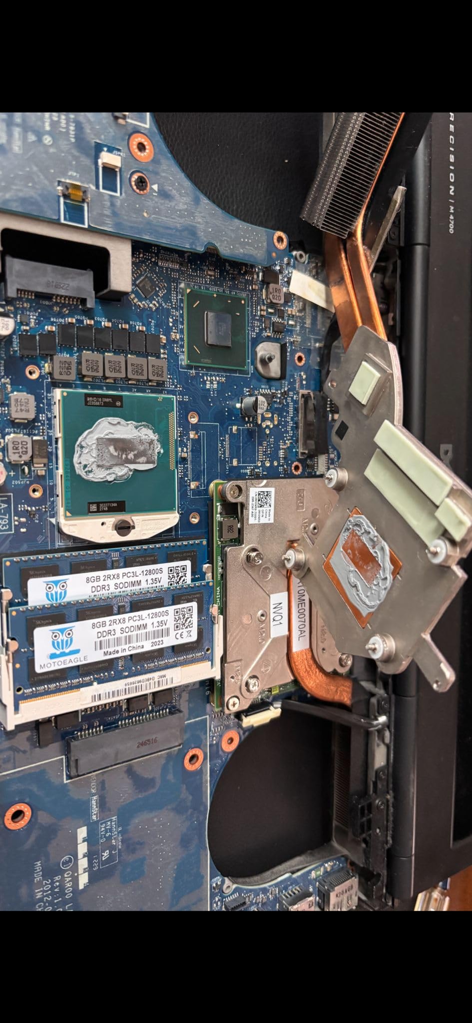ARCTIC MX-6 (4 g) - Ultimate Performance Thermal Paste for CPU, Consoles, Graphics Cards, Laptops, Very High Thermal Conductivity, Non-Conductive customer photo 2